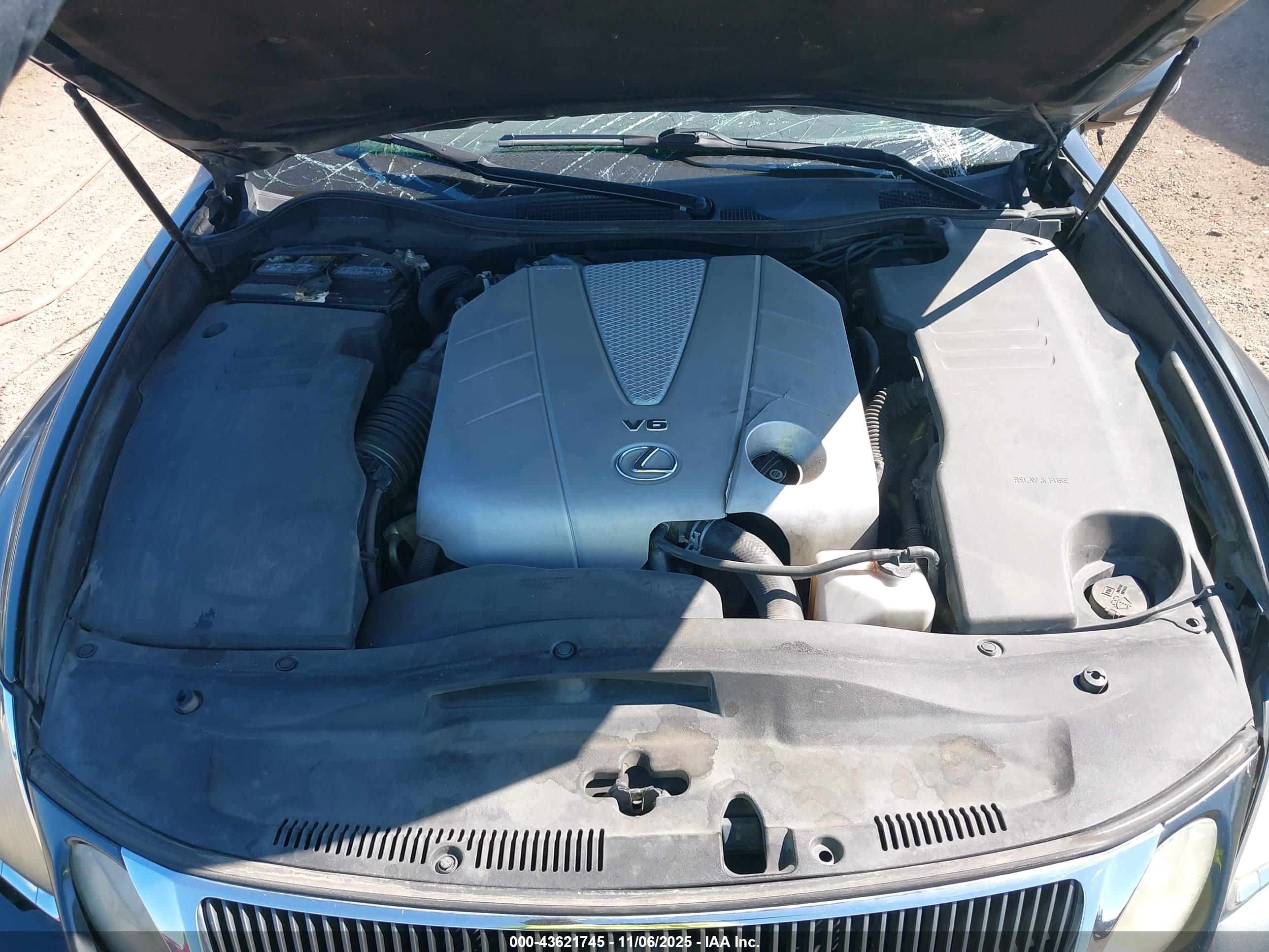 LEXUS GS image 10