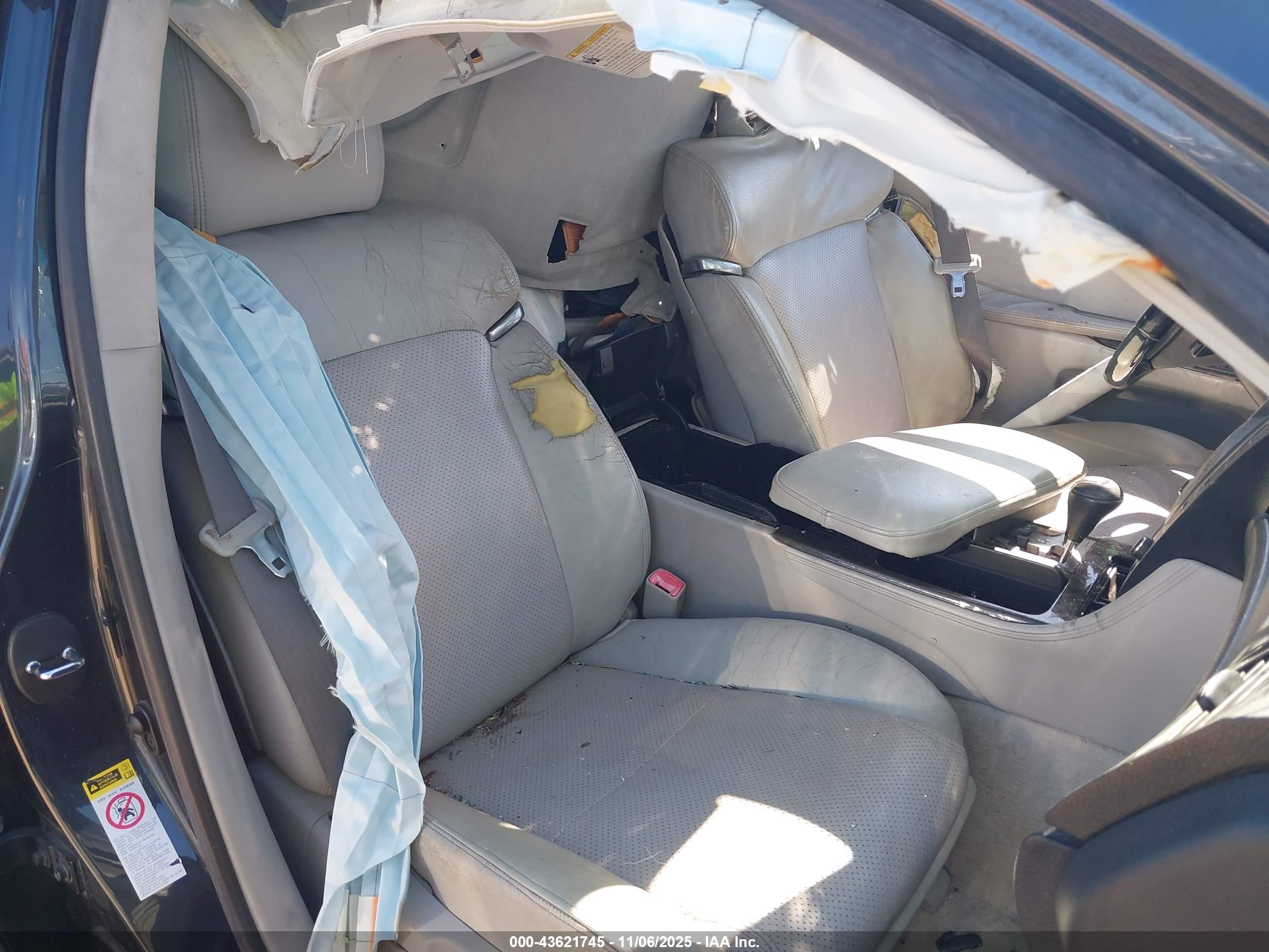 LEXUS GS image 8