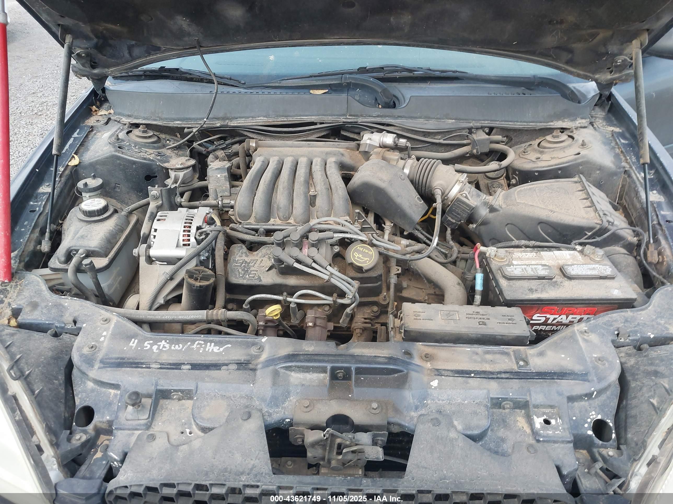 FORD TAURUS image 10