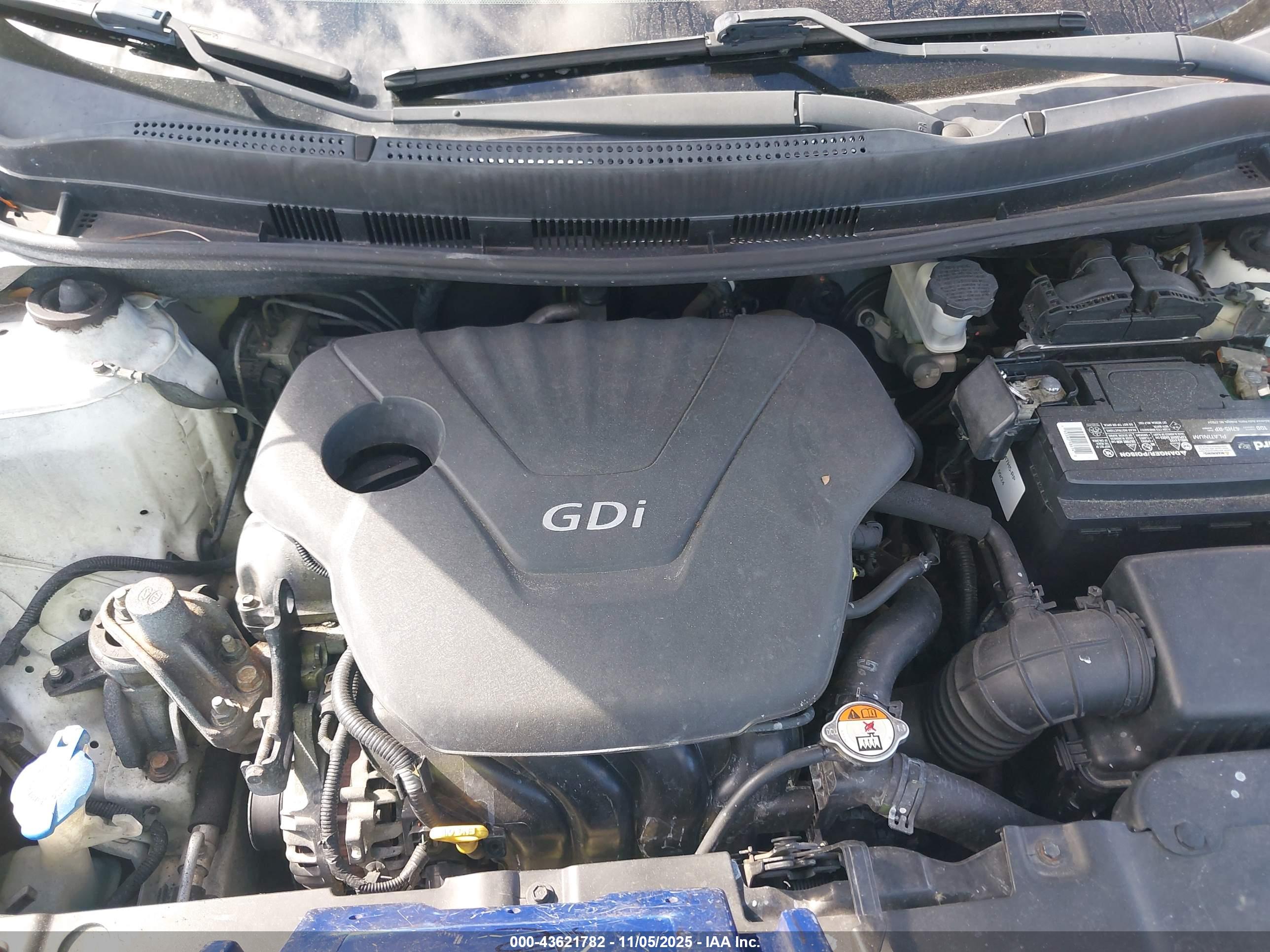 HYUNDAI ACCENT image 10