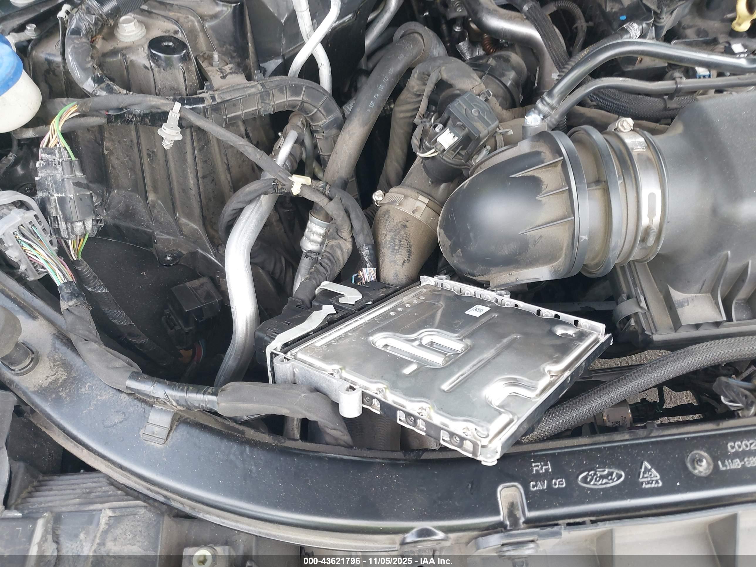 FORD EXPLORER image 6