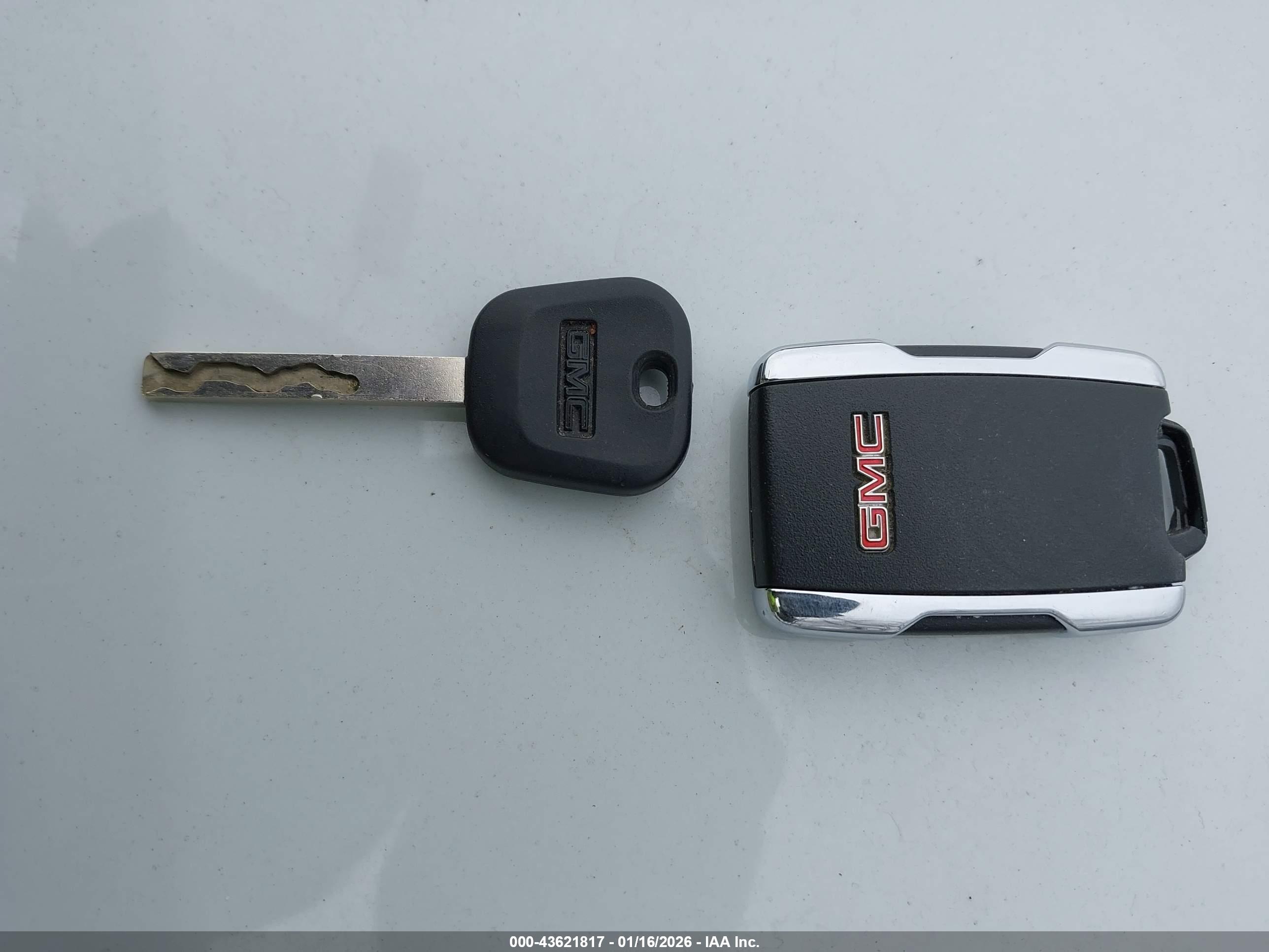GMC SIERRA image 11