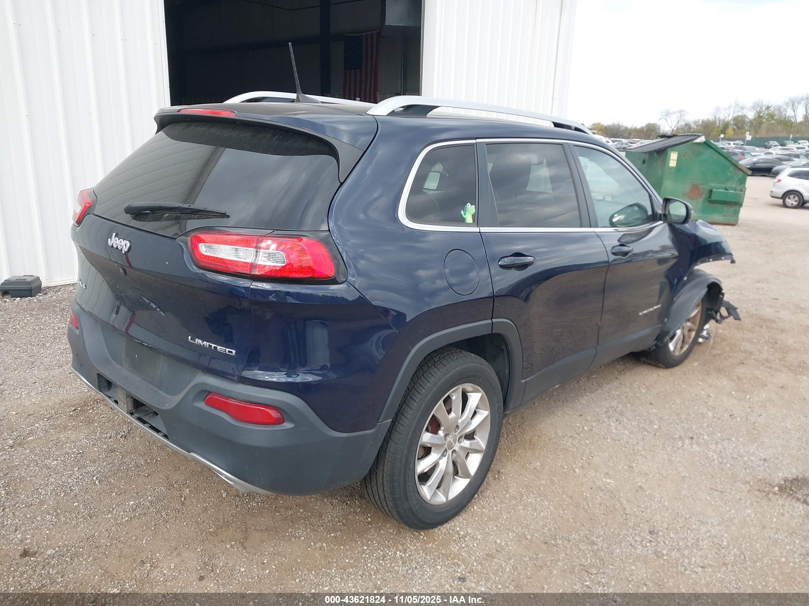 JEEP CHEROKEE image 4