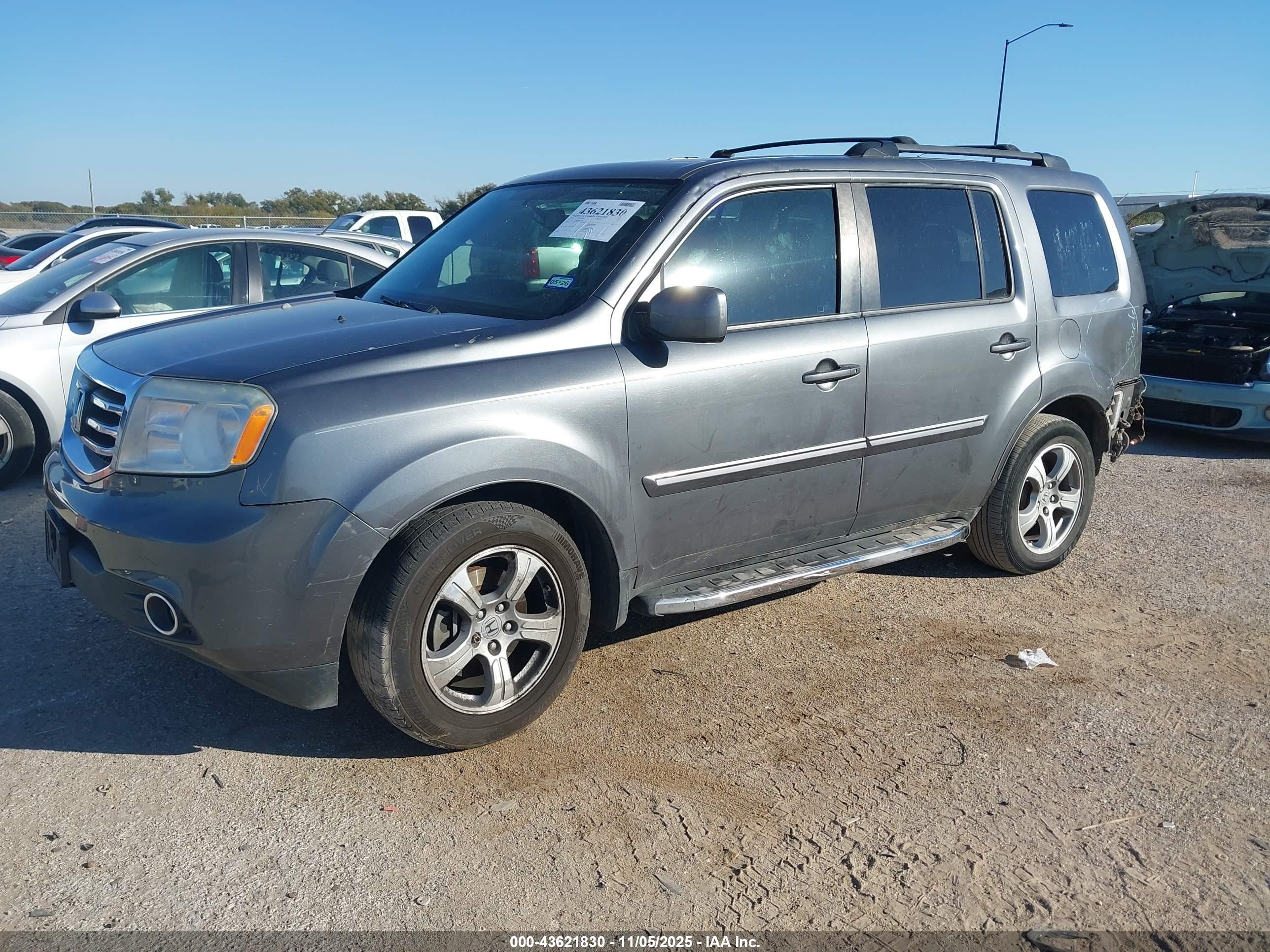 HONDA PILOT image 2