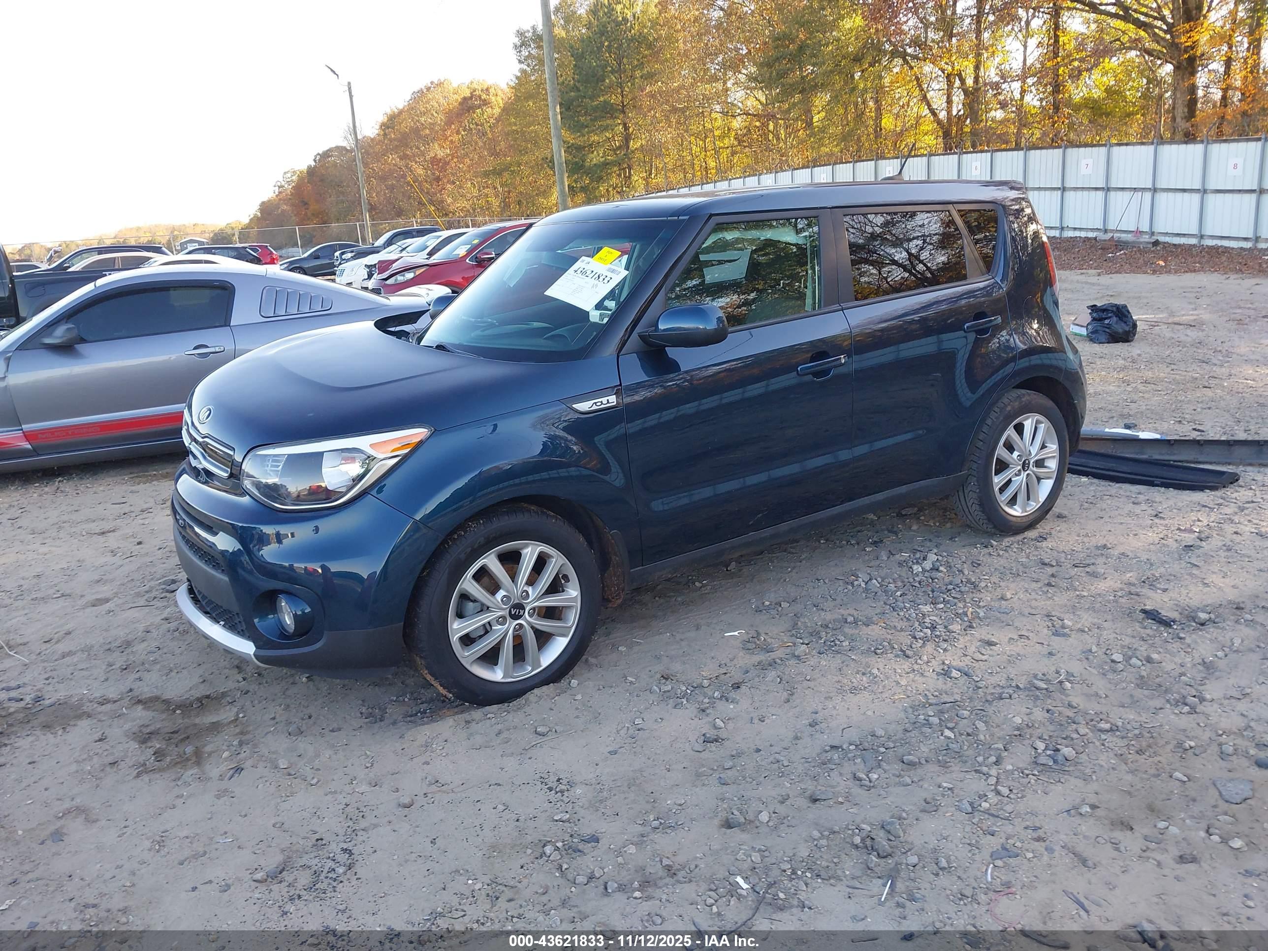 KIA SOUL image 2
