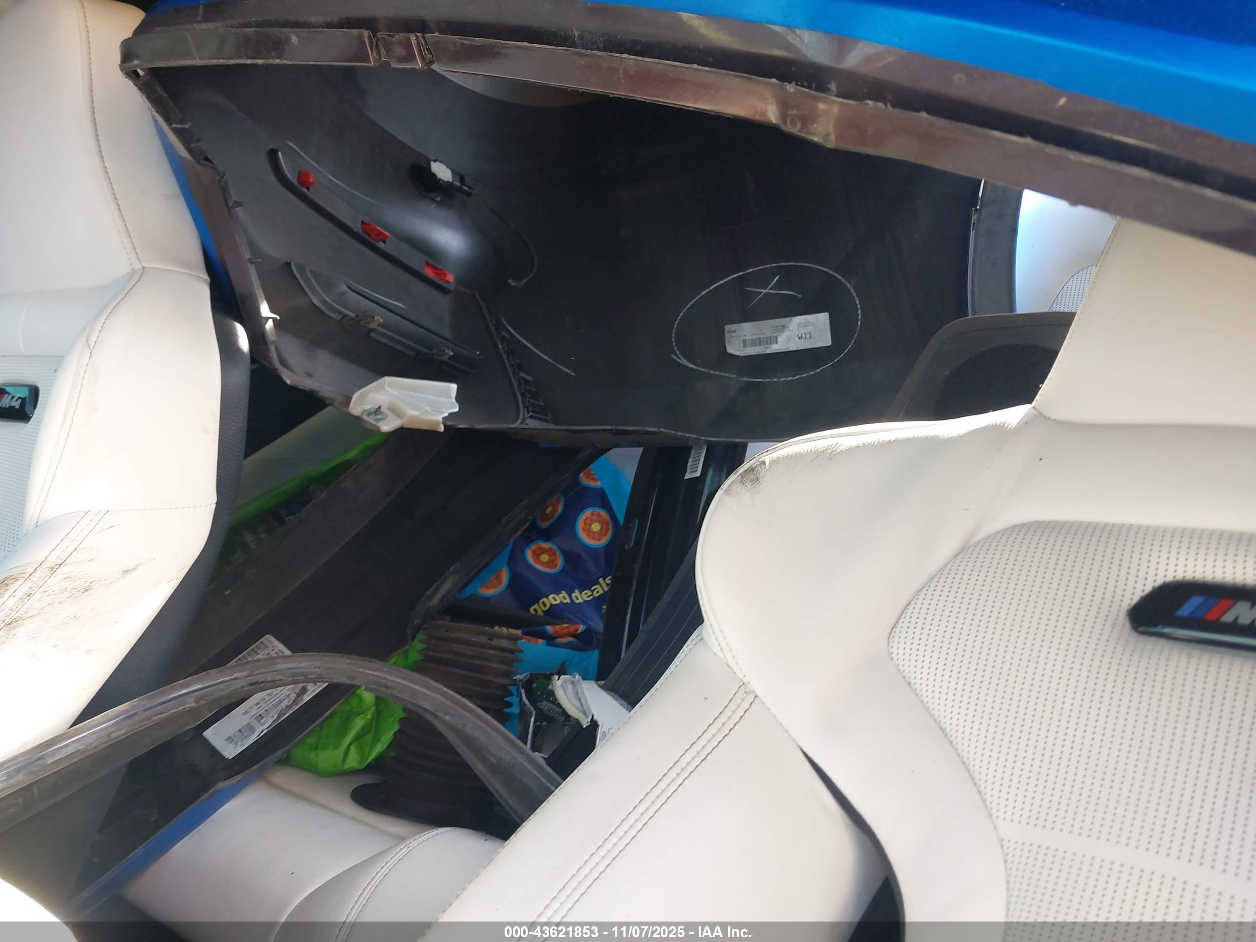 BMW M4 image 8