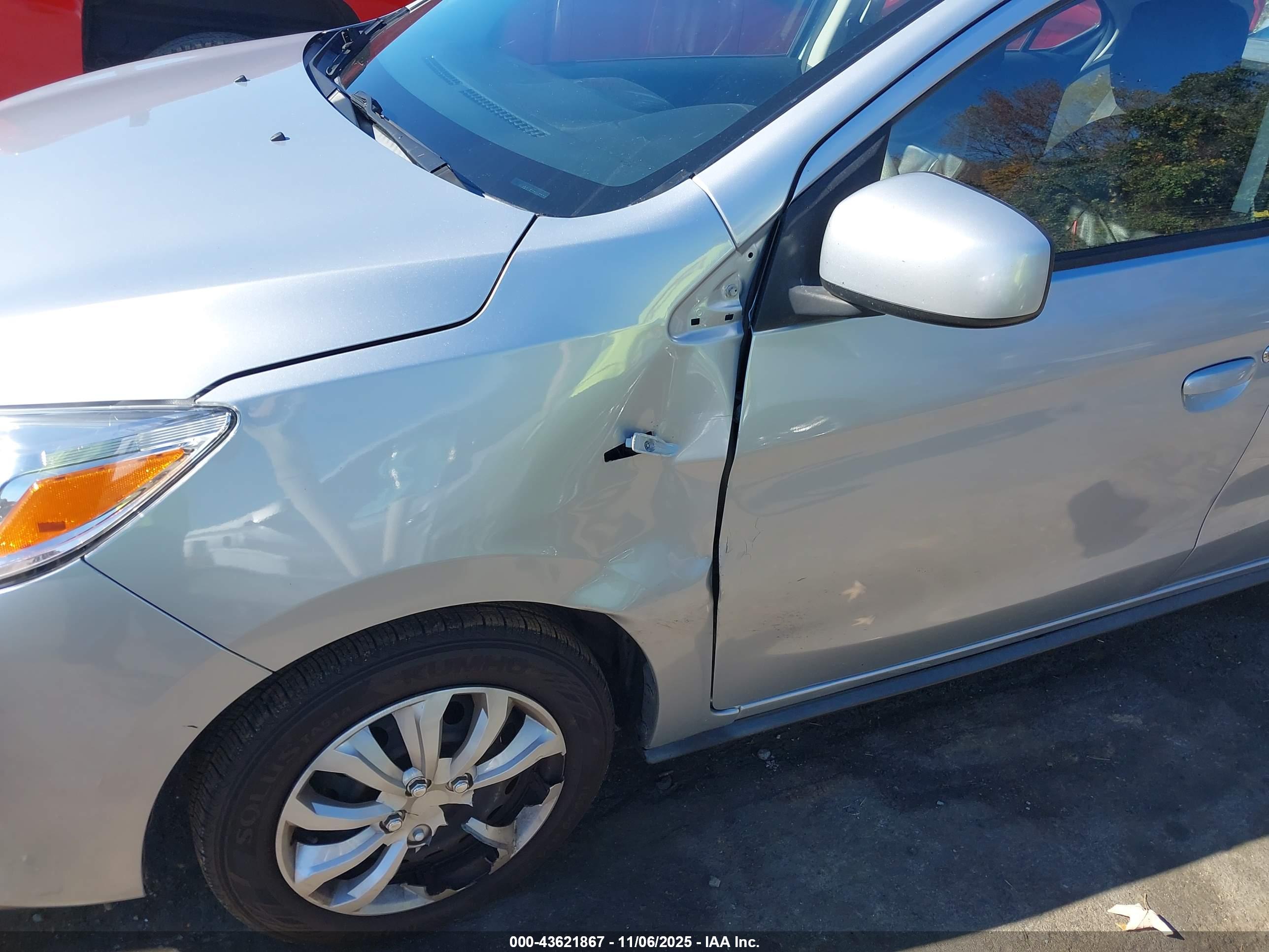 MITSUBISHI MIRAGE image 6