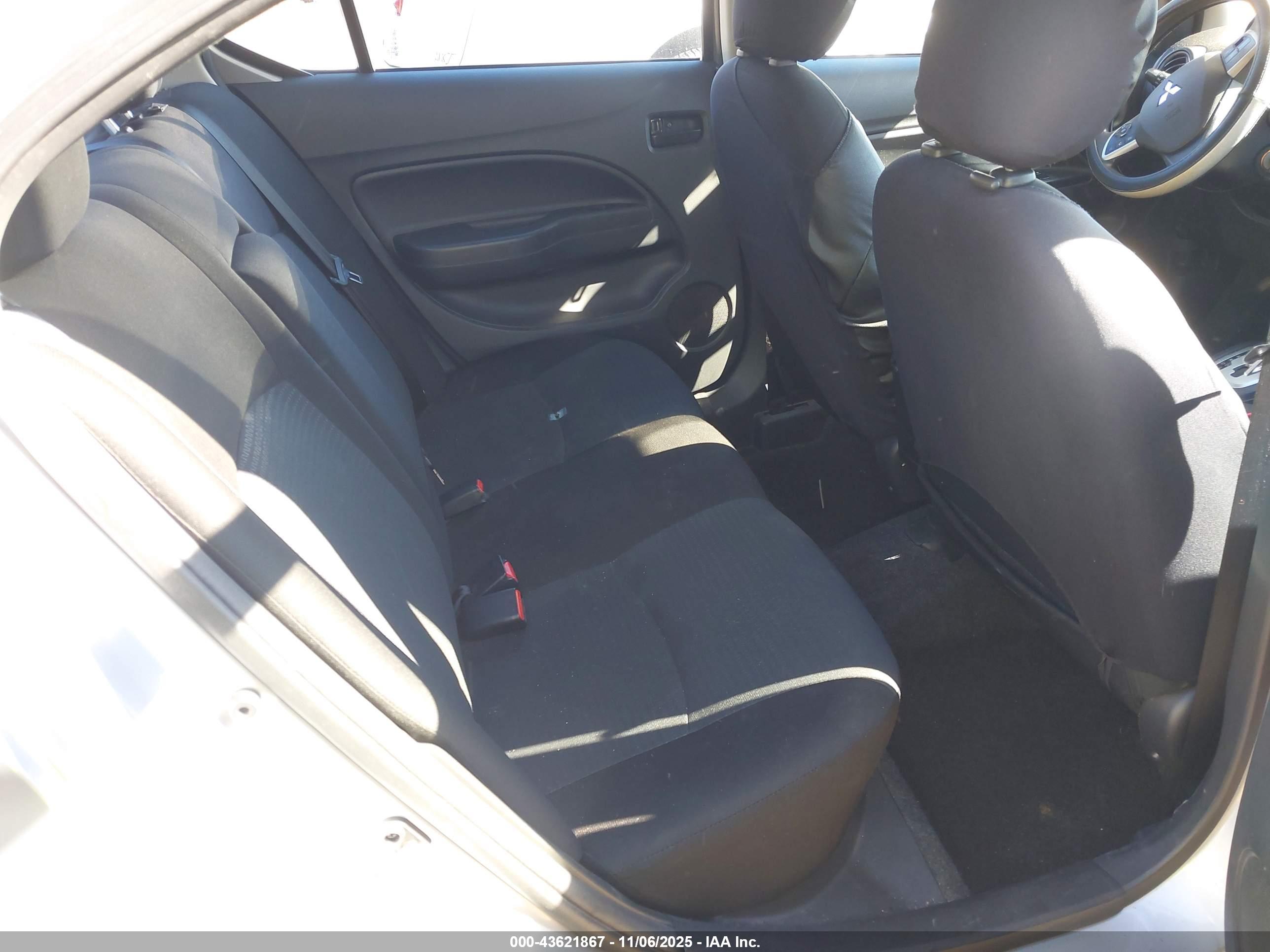 MITSUBISHI MIRAGE image 8