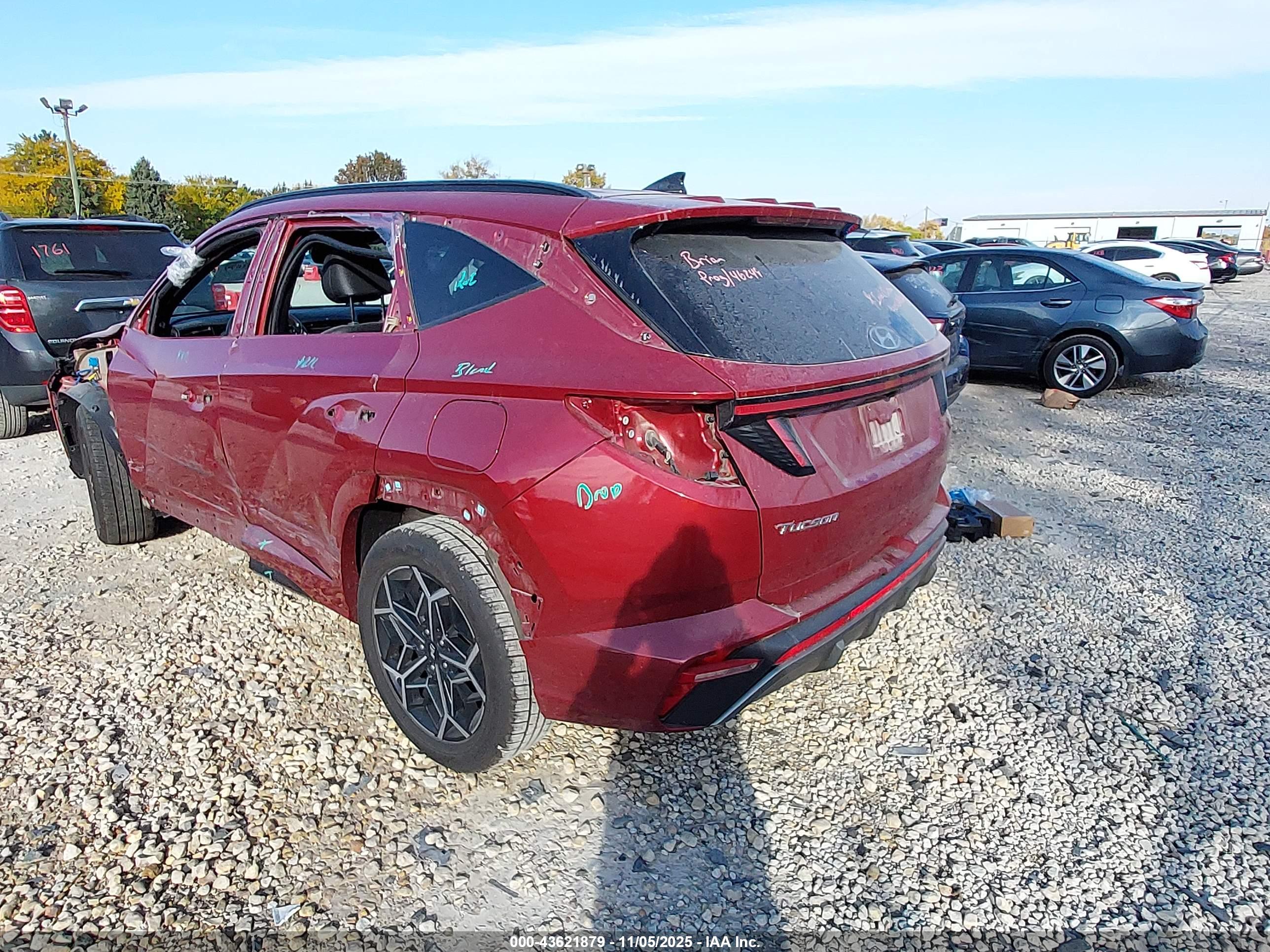 HYUNDAI TUCSON image 3