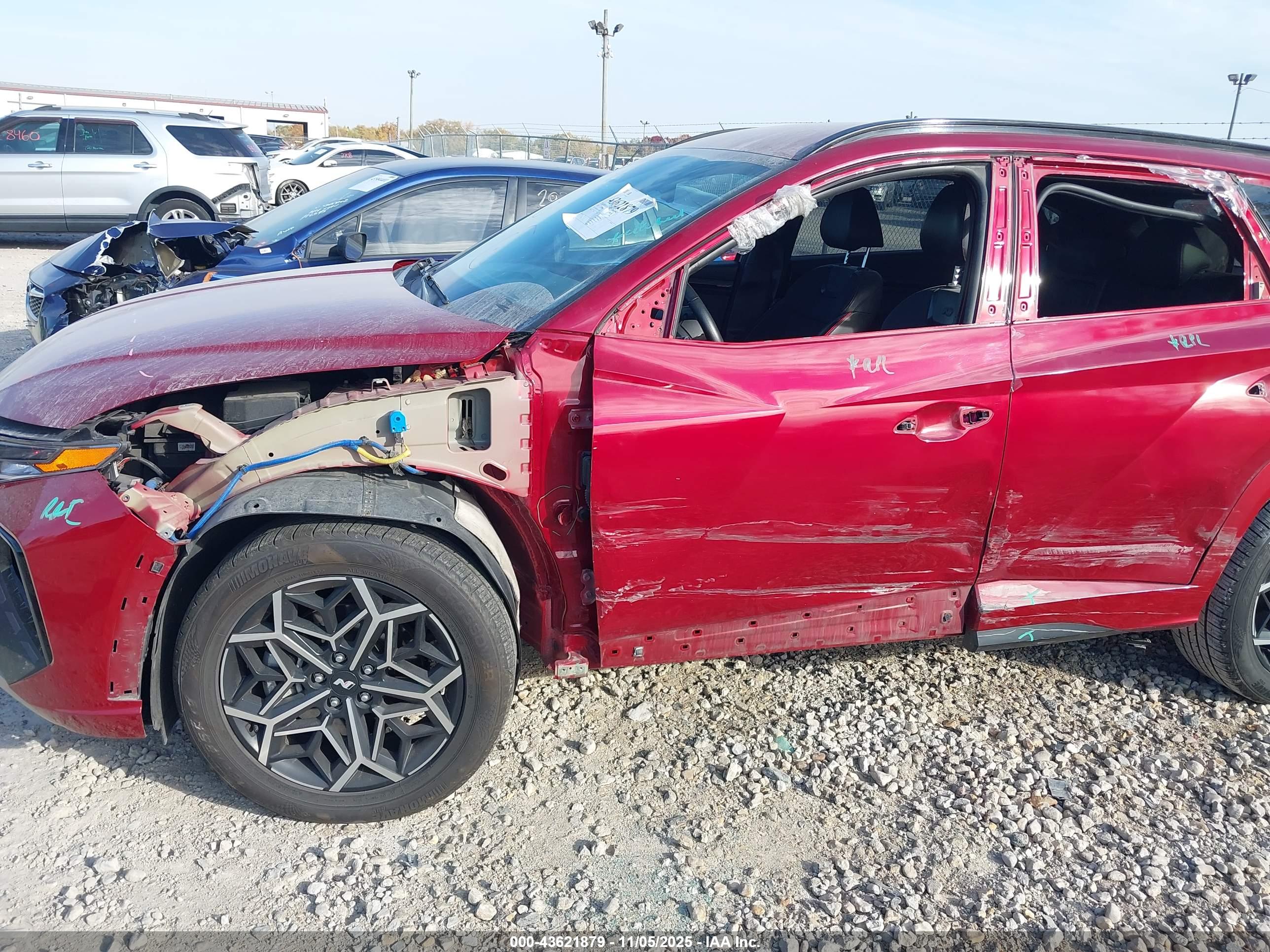HYUNDAI TUCSON image 6