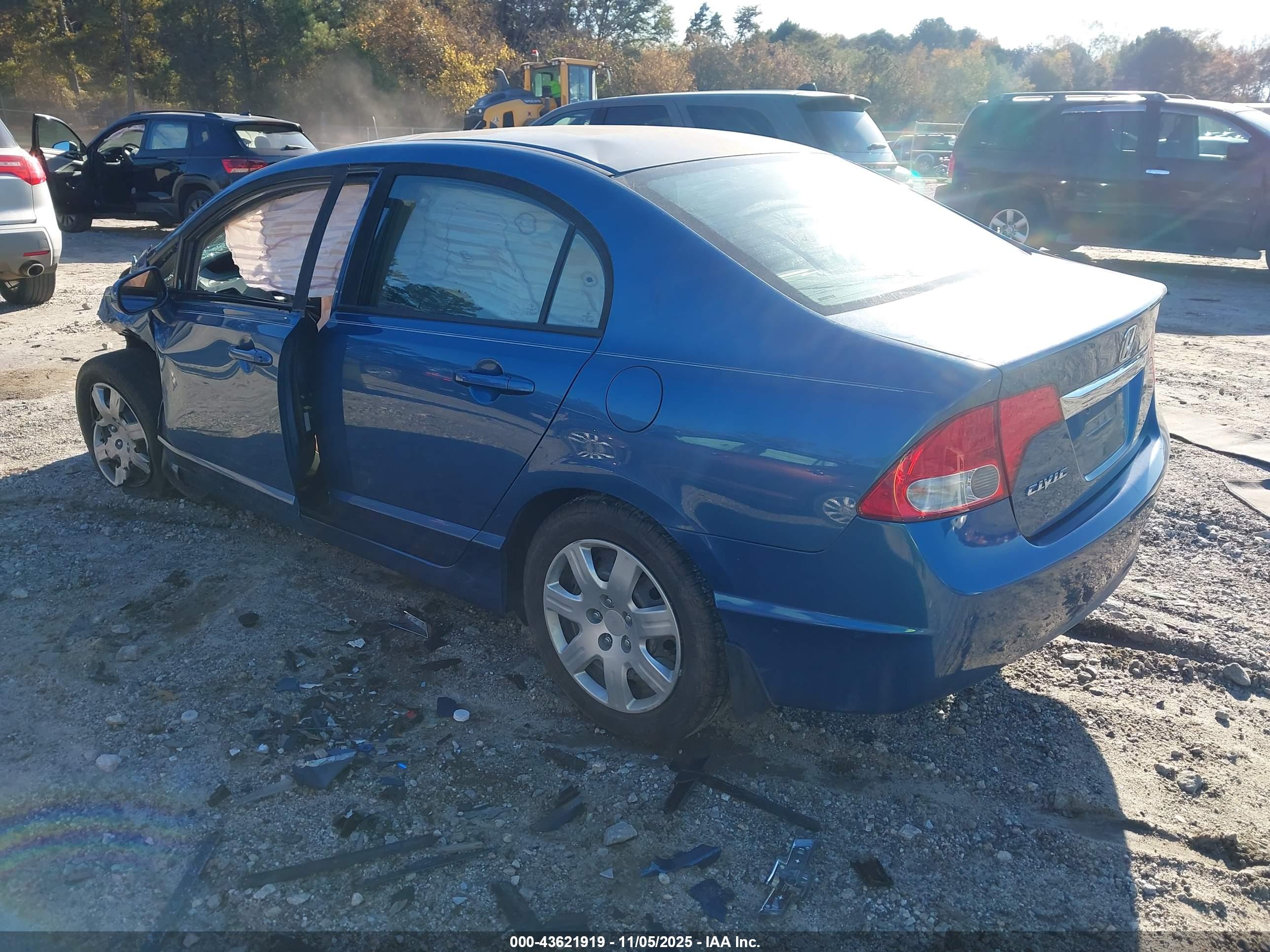 HONDA CIVIC image 3