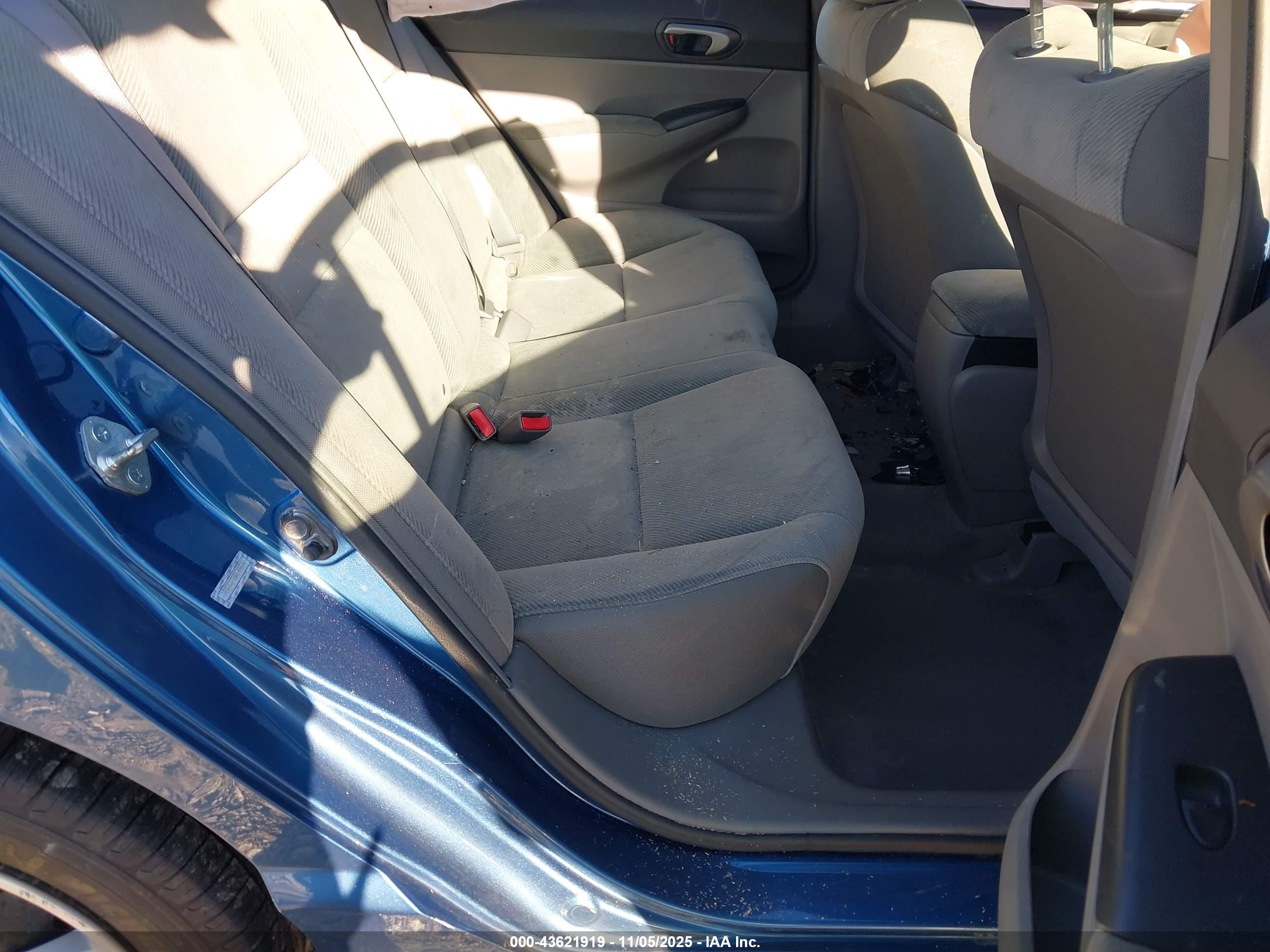 HONDA CIVIC image 8