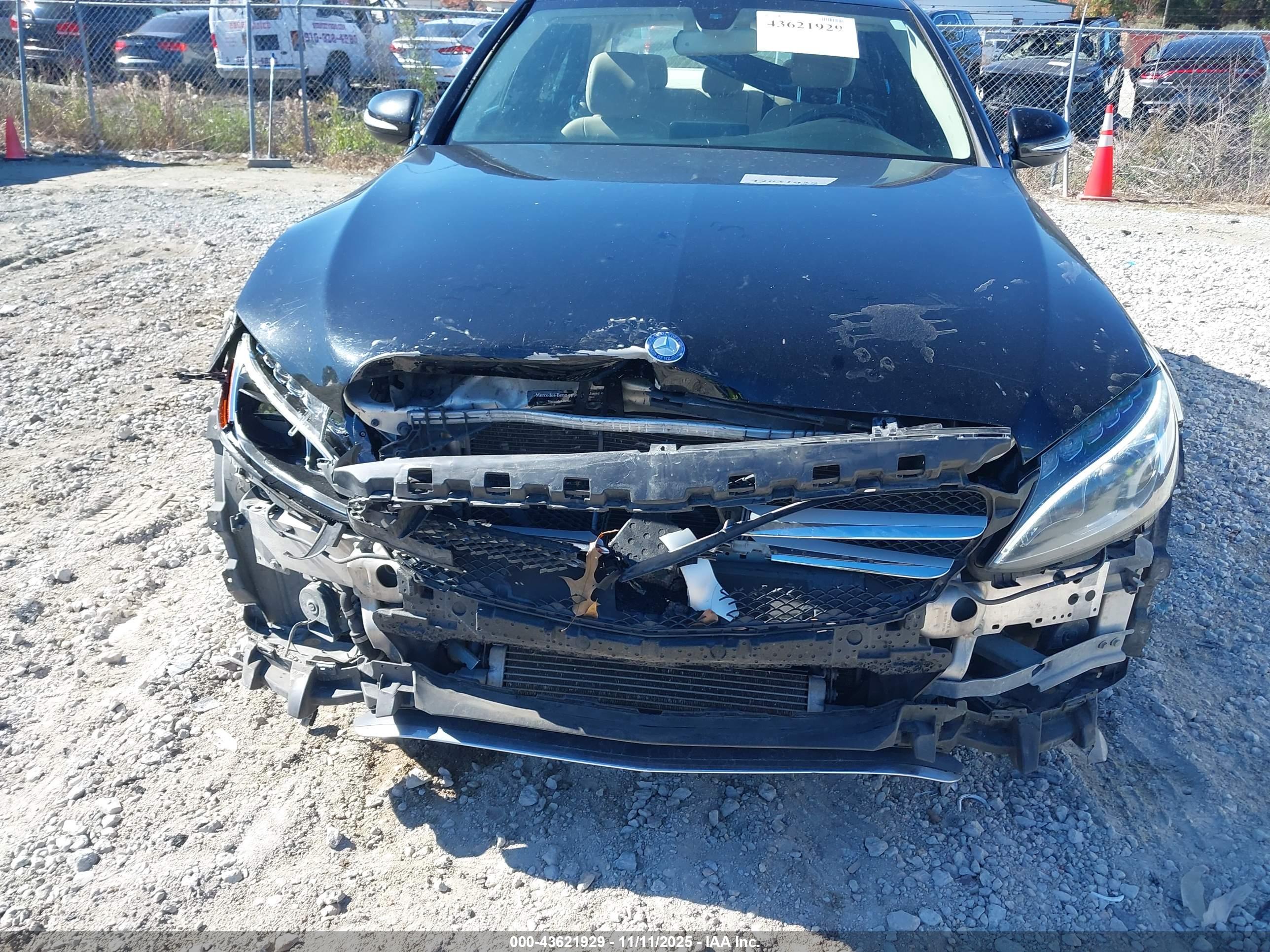 MERCEDES-BENZ C image 6