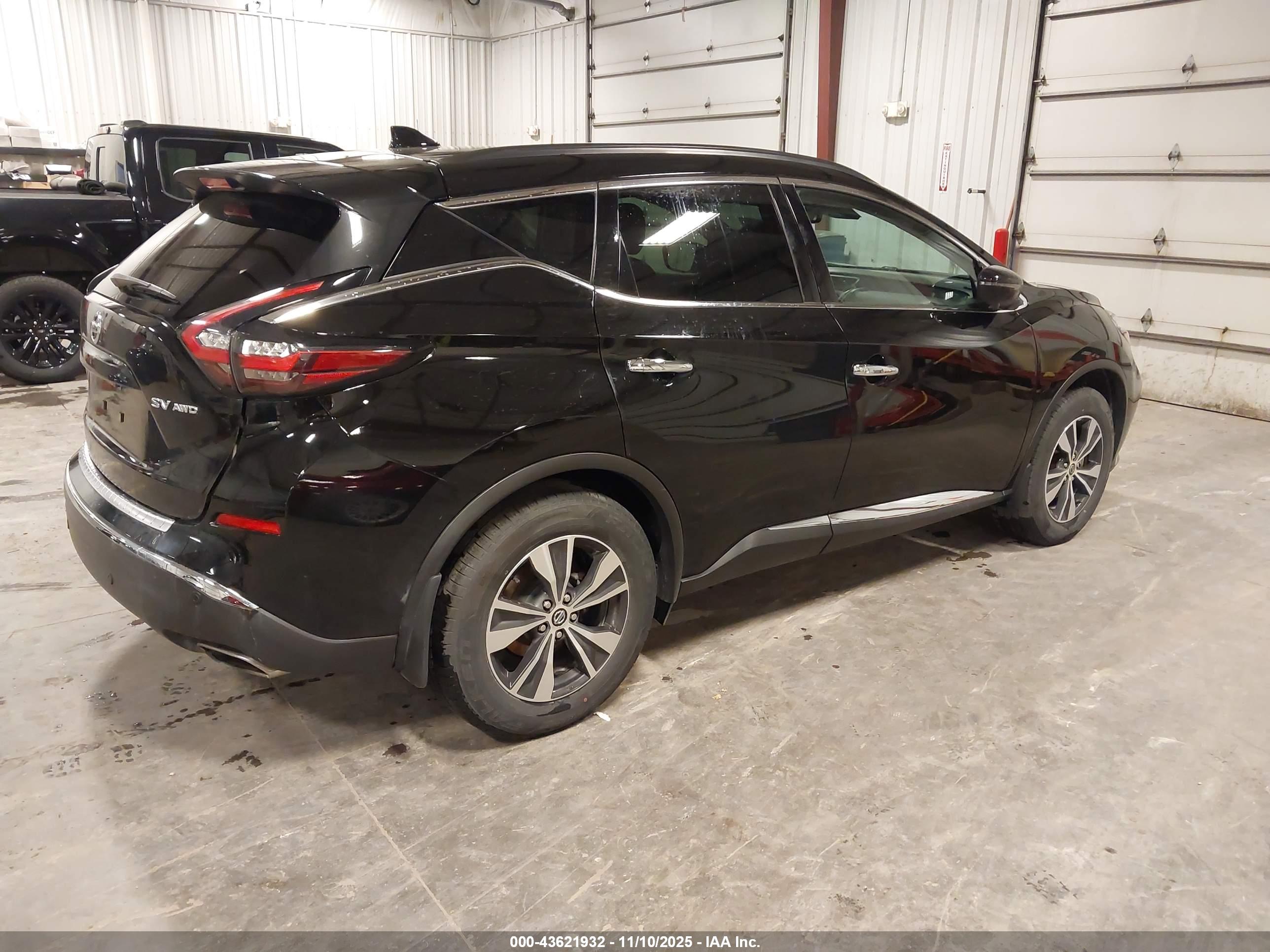 NISSAN MURANO image 4