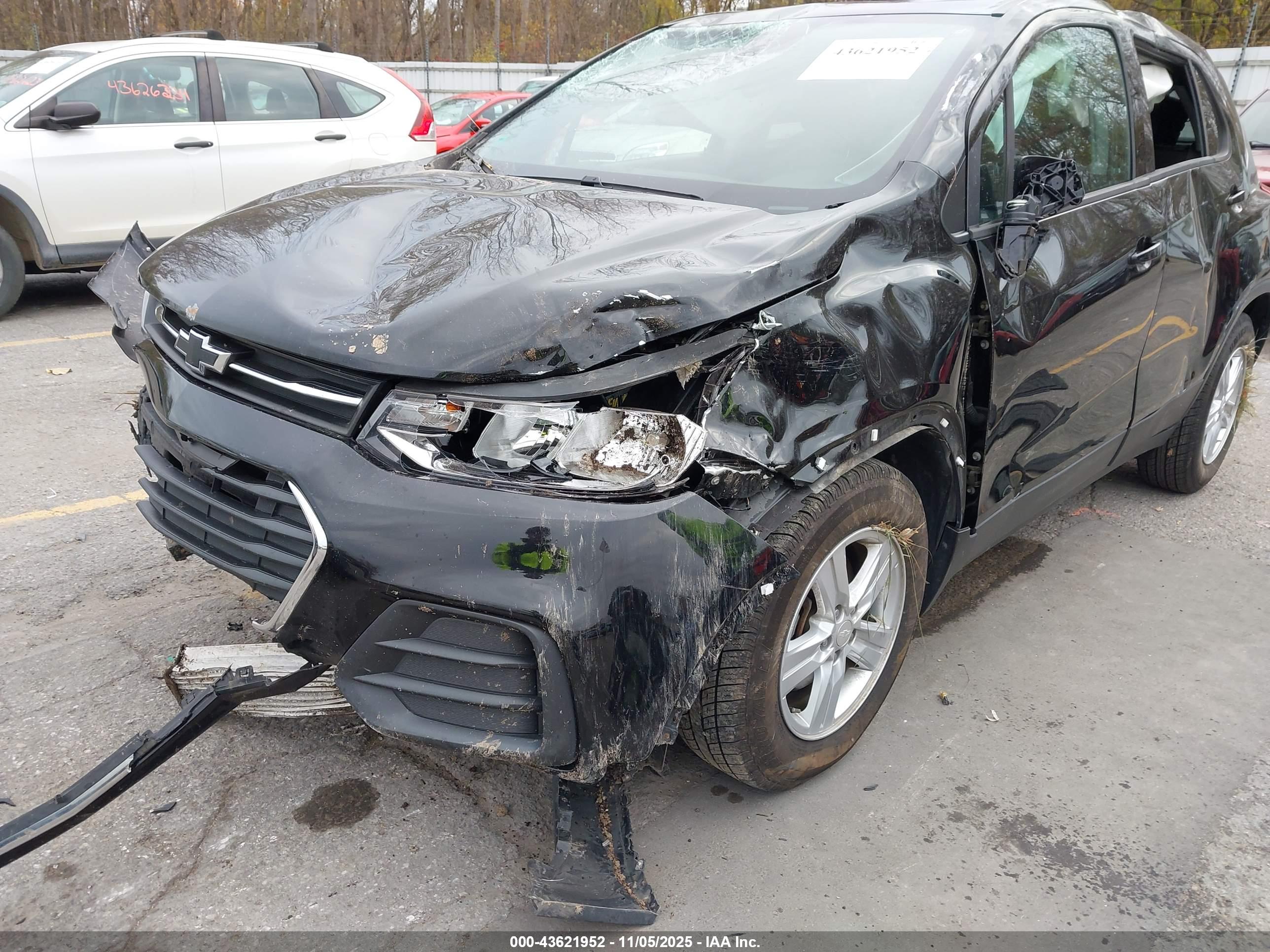 CHEVROLET TRAX image 6