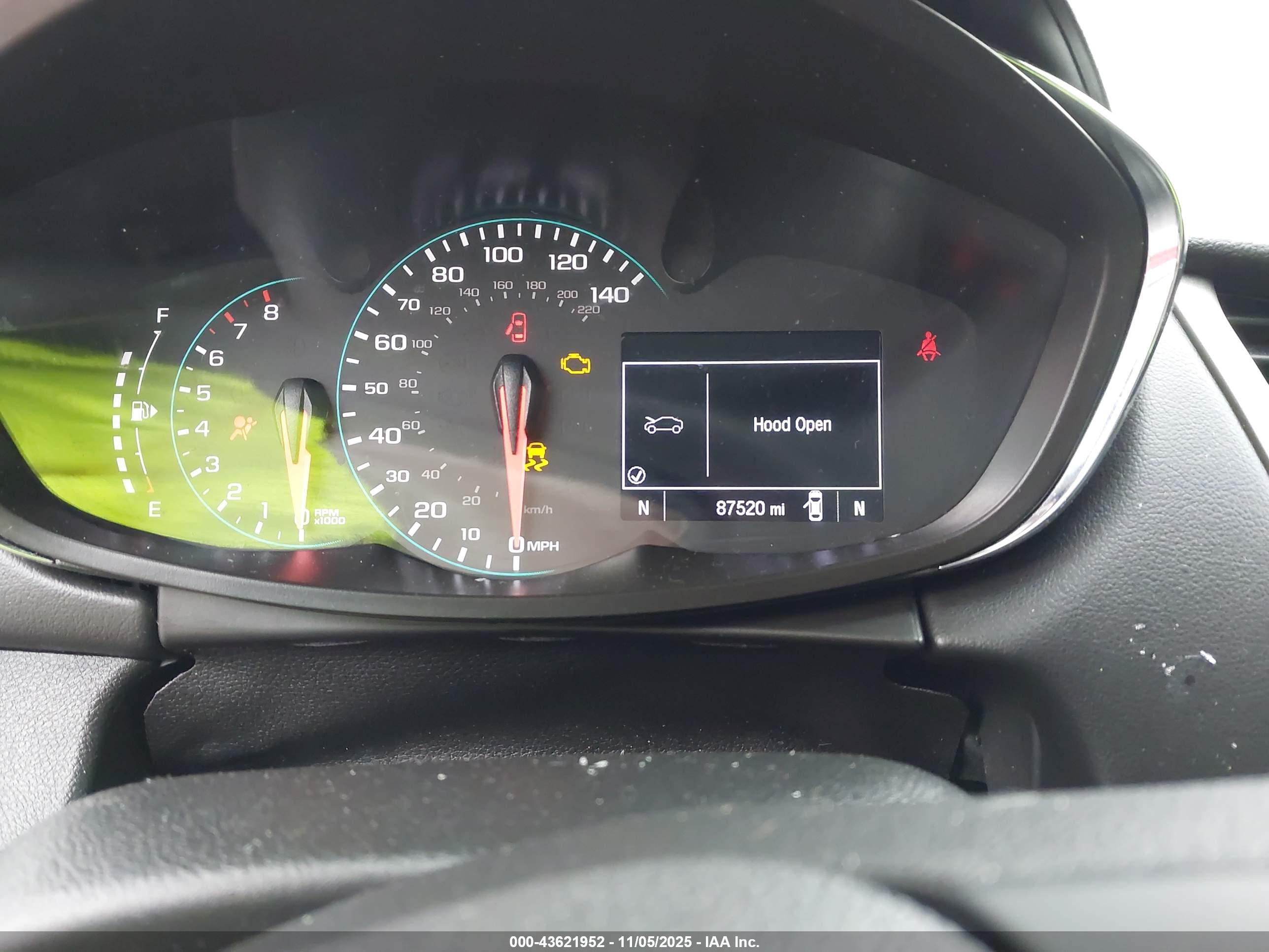 CHEVROLET TRAX image 7