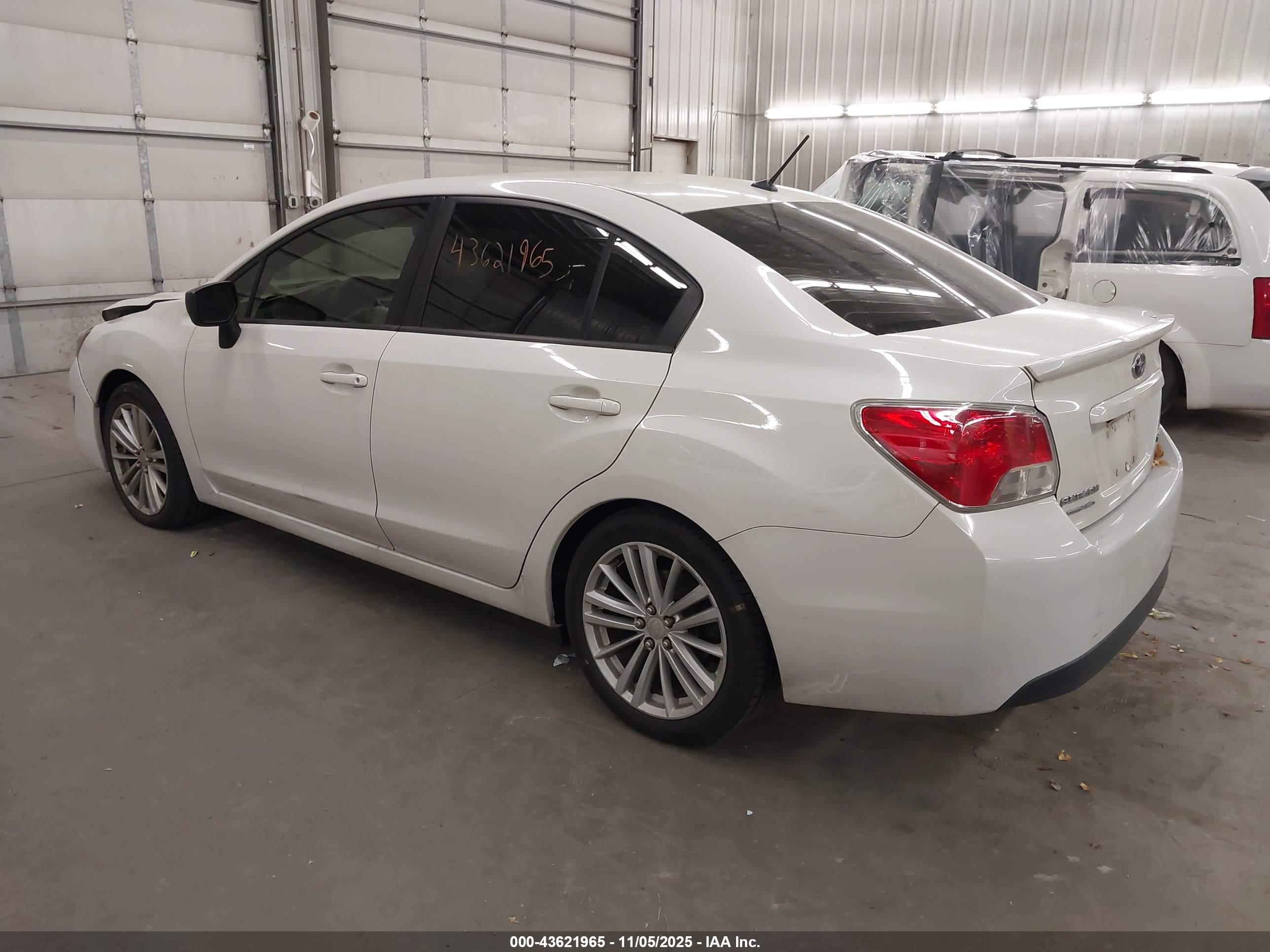 SUBARU IMPREZA image 3