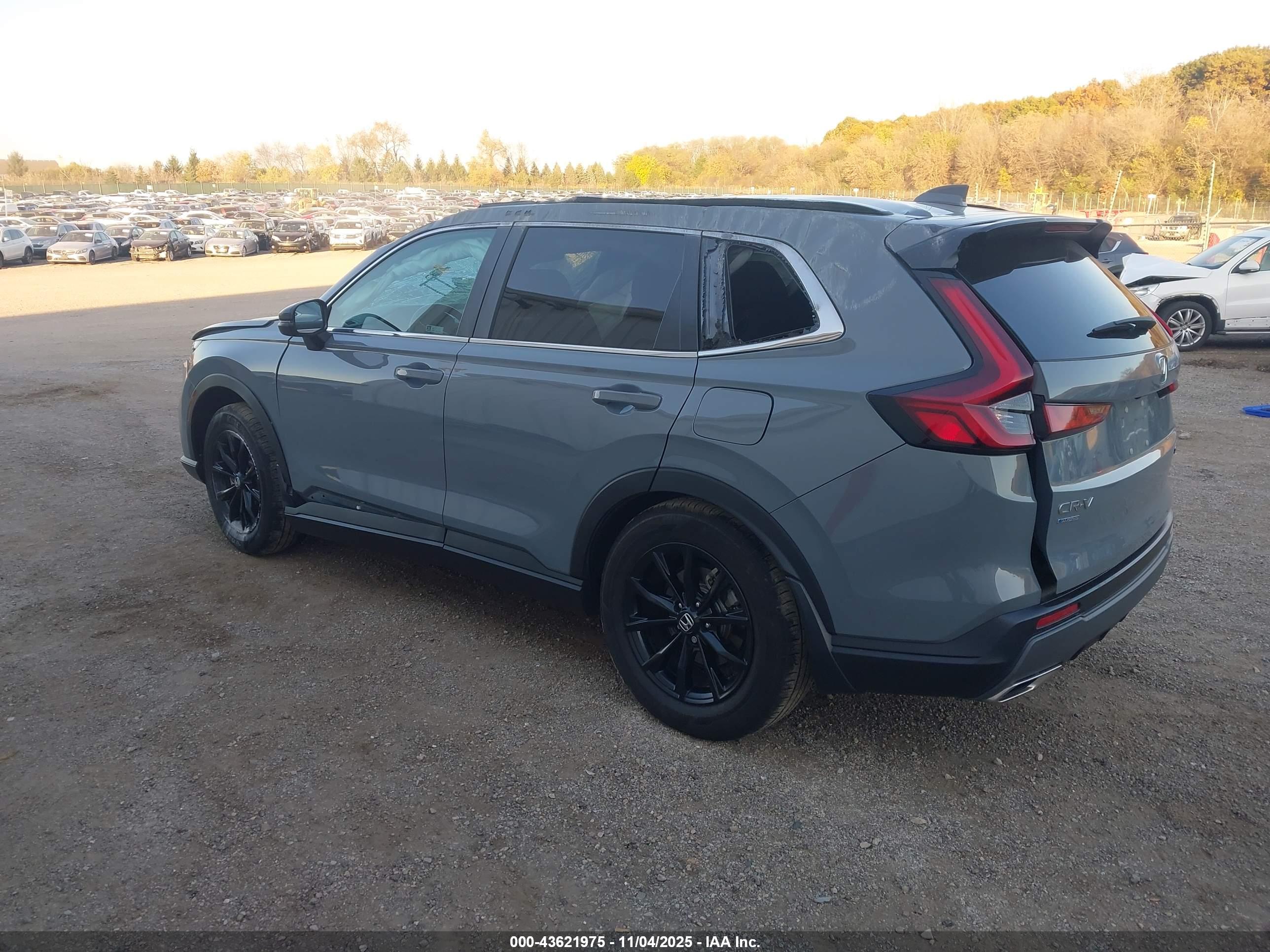 HONDA CR-V image 3