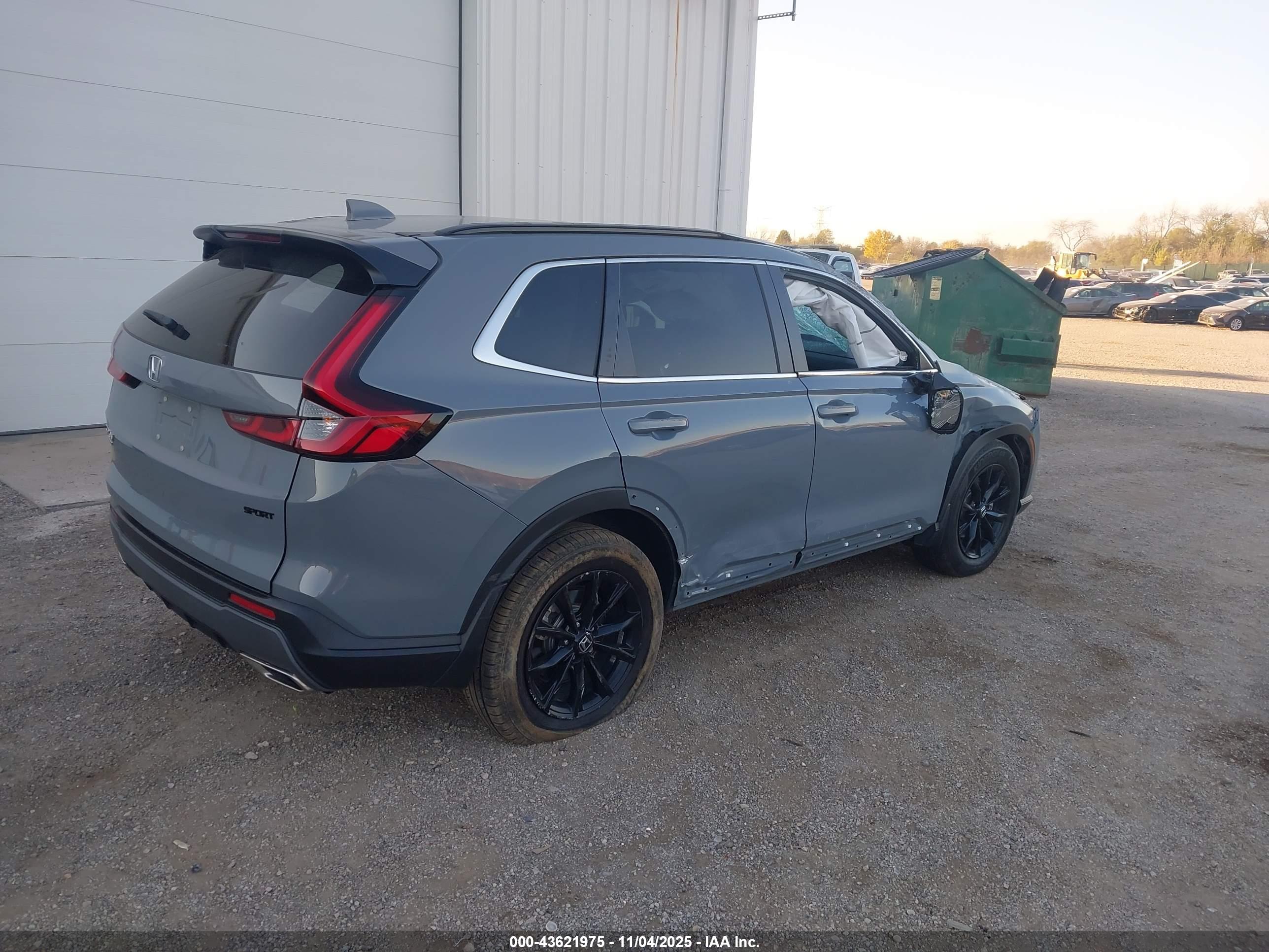 HONDA CR-V image 4