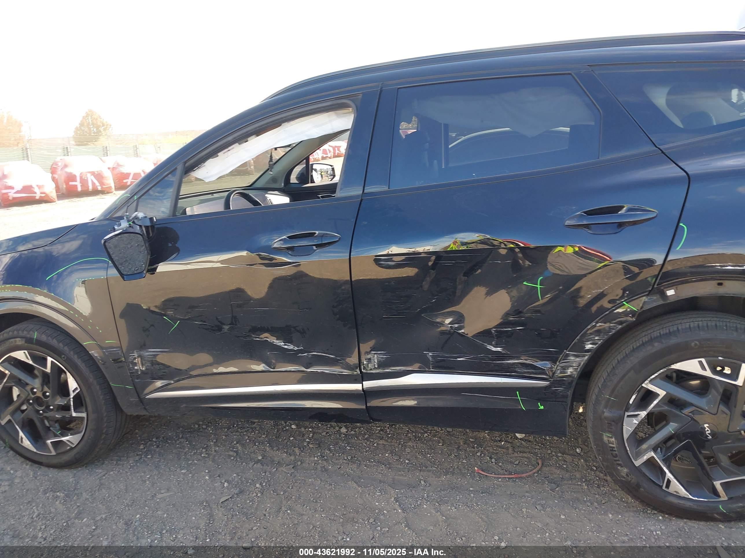 KIA SPORTAGE image 6