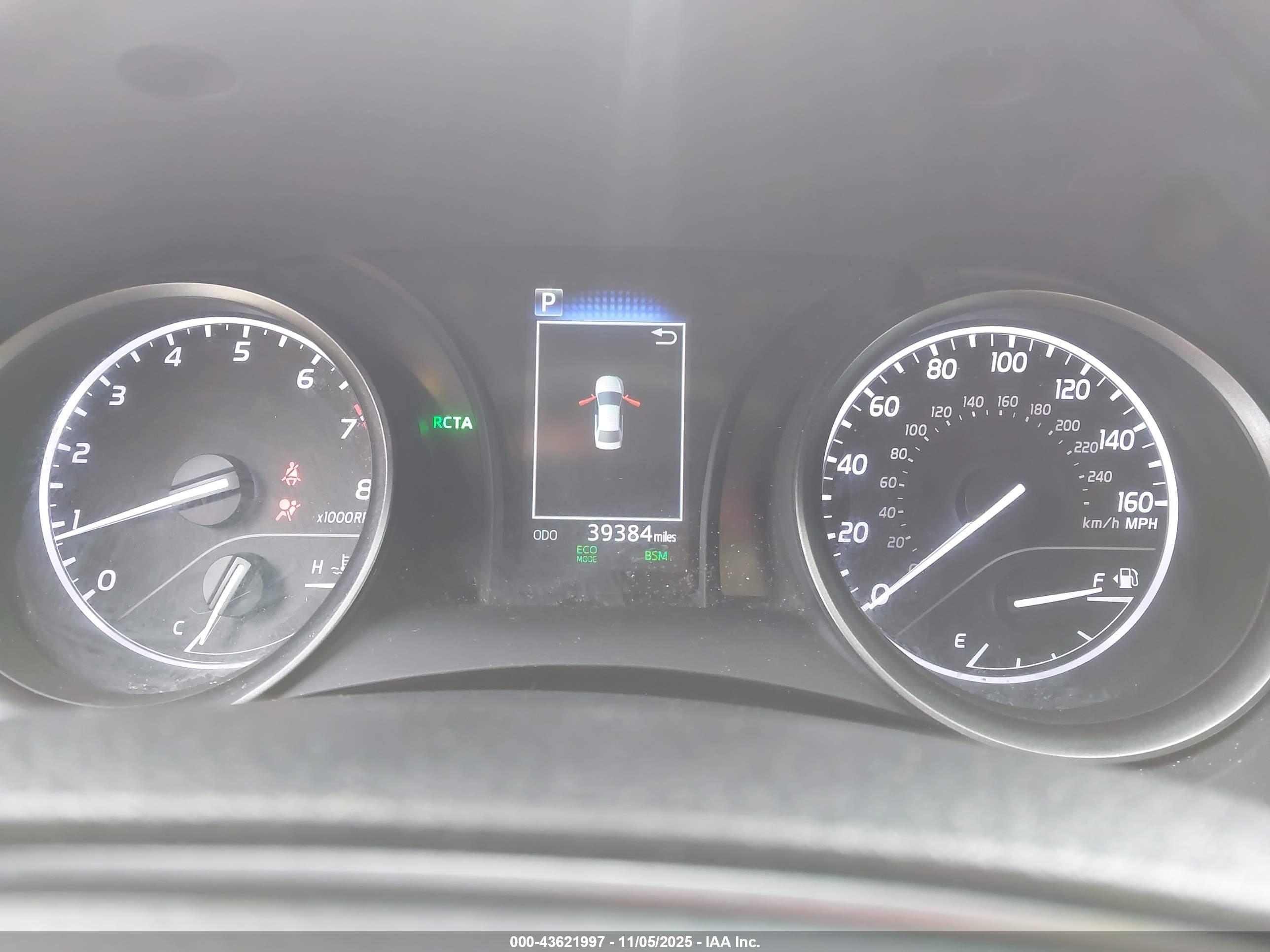 TOYOTA CAMRY image 7