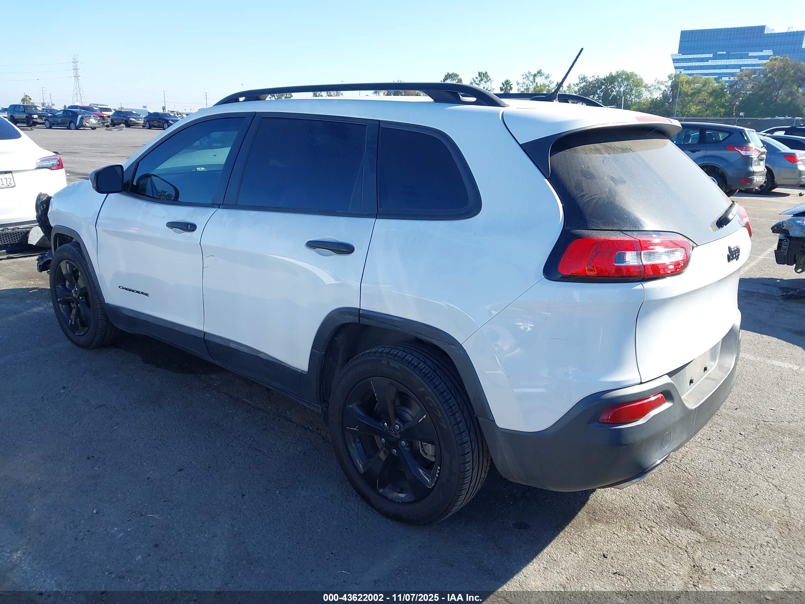 JEEP CHEROKEE image 3