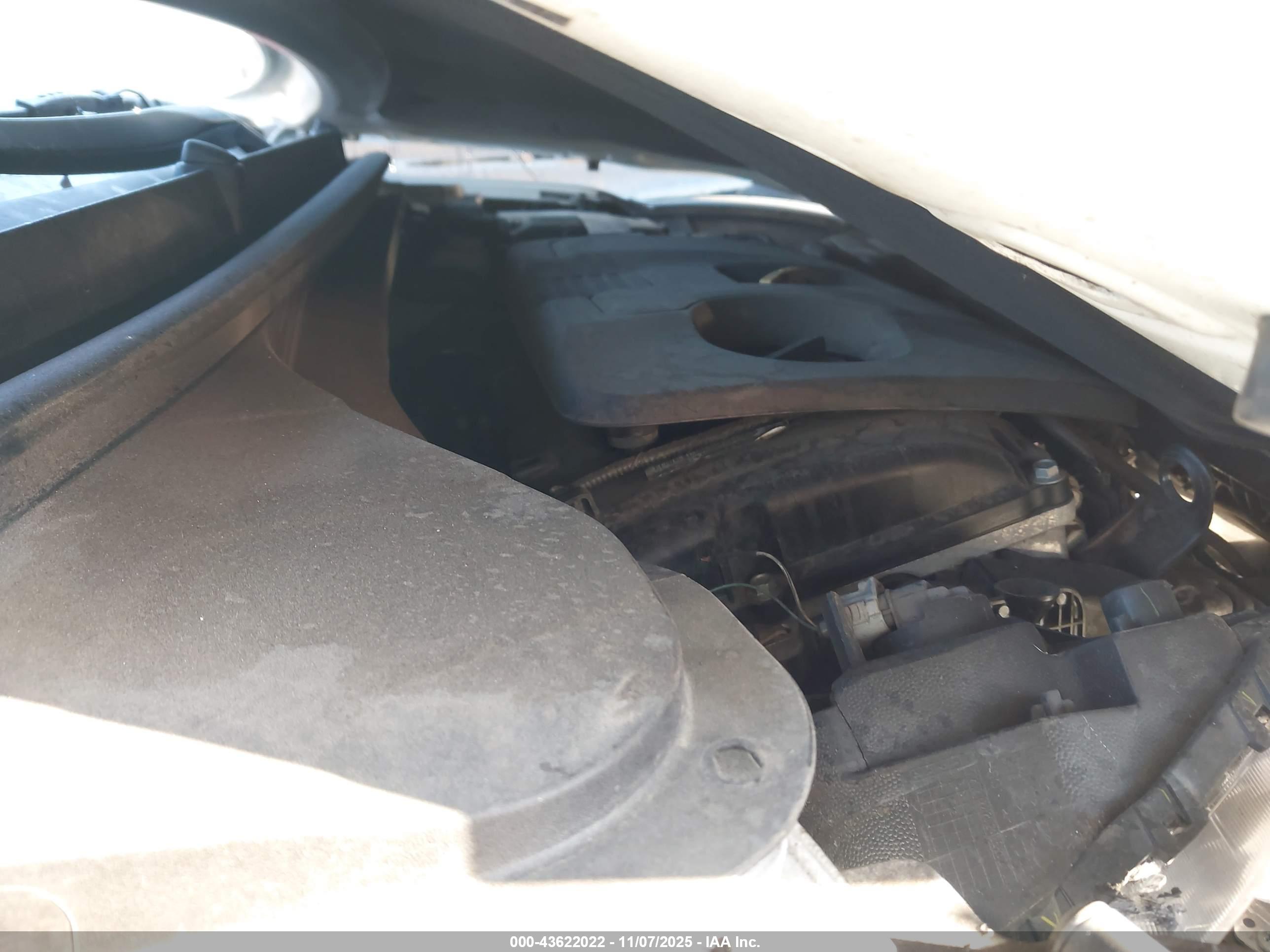 HYUNDAI ELANTRA image 10