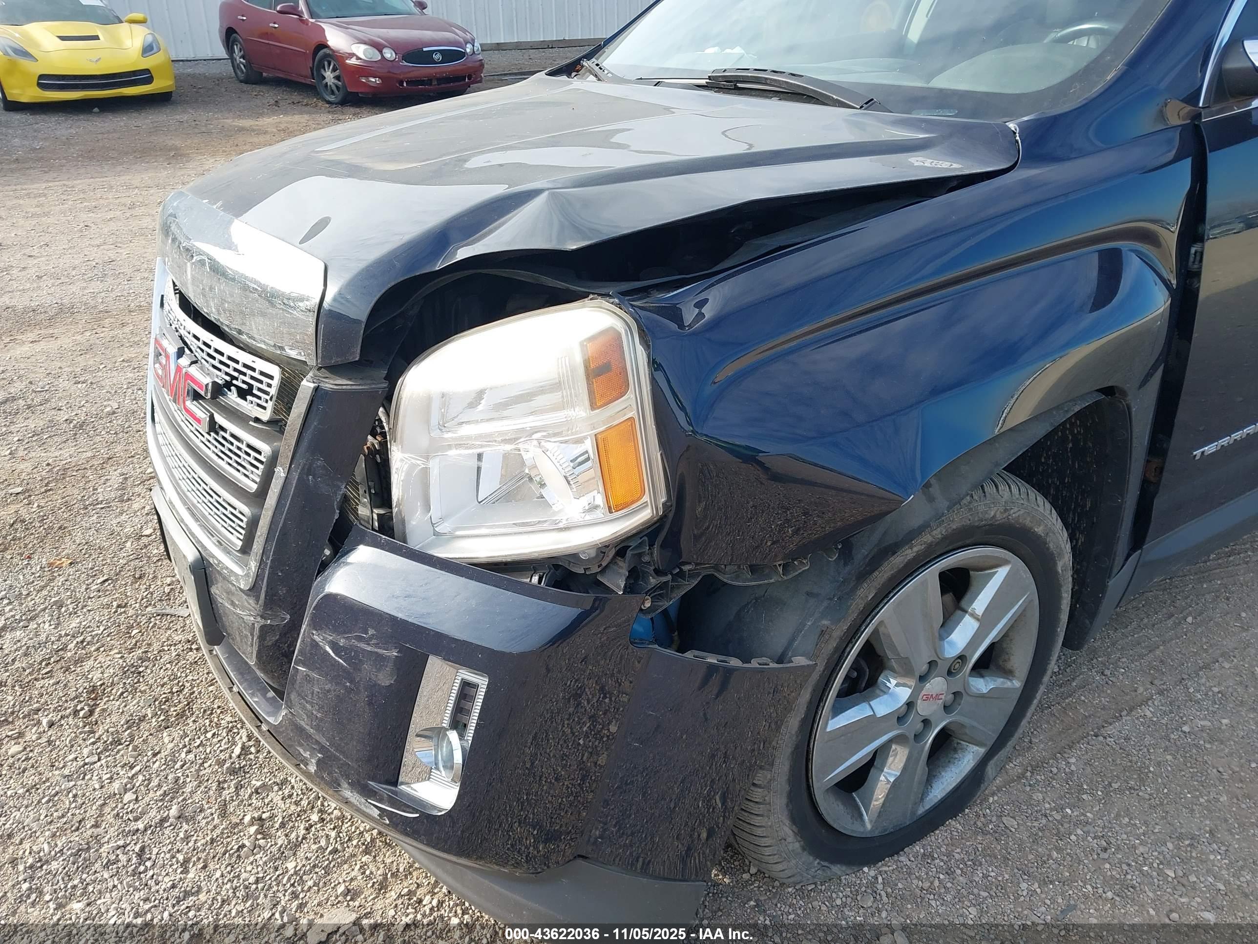 GMC TERRAIN image 6