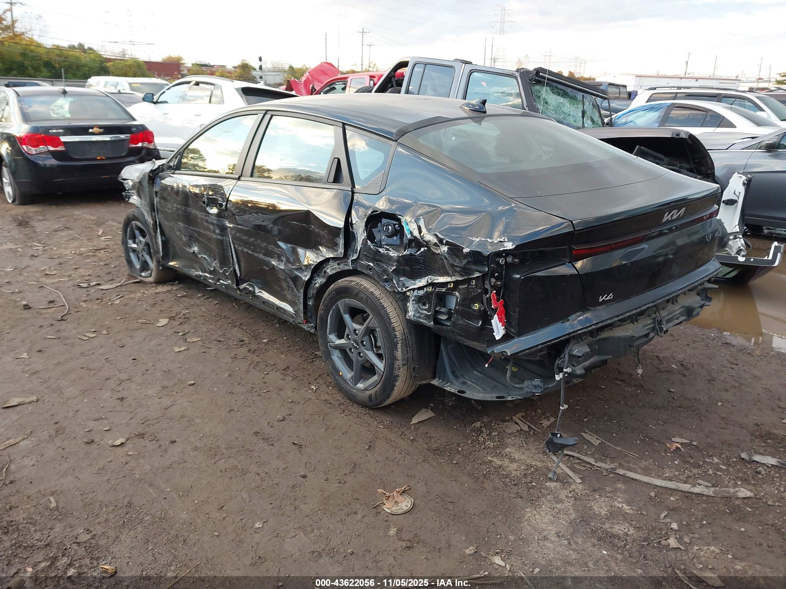 KIA K4 image 3