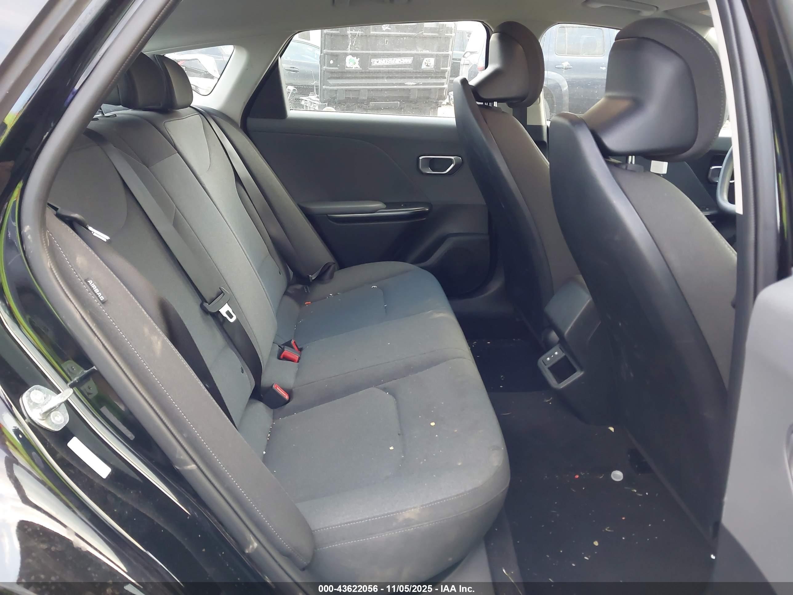 KIA K4 image 8