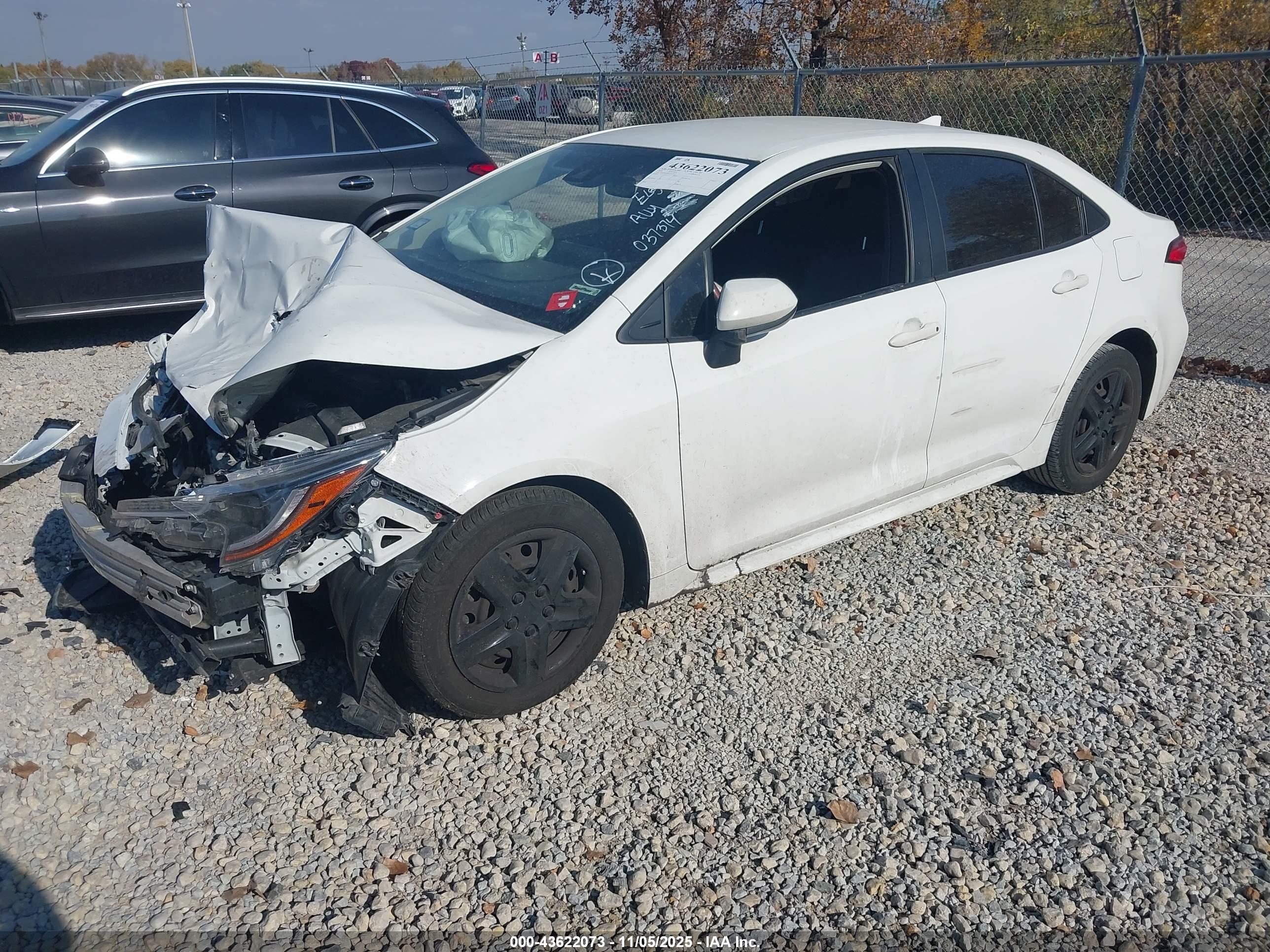 TOYOTA COROLLA image 2
