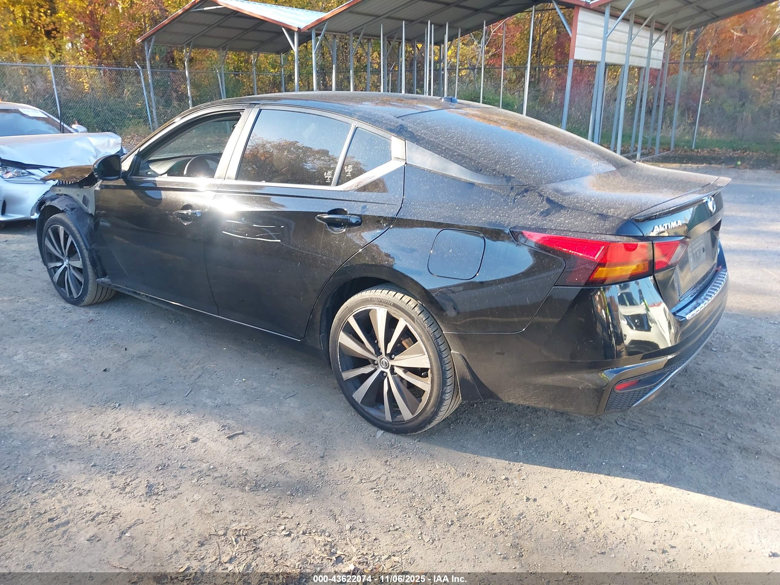 NISSAN ALTIMA image 3