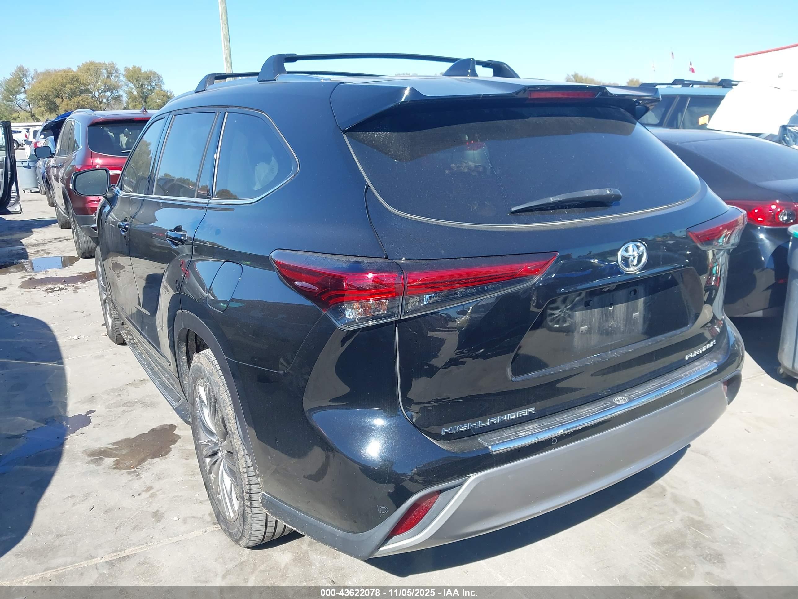 TOYOTA HIGHLANDER image 3