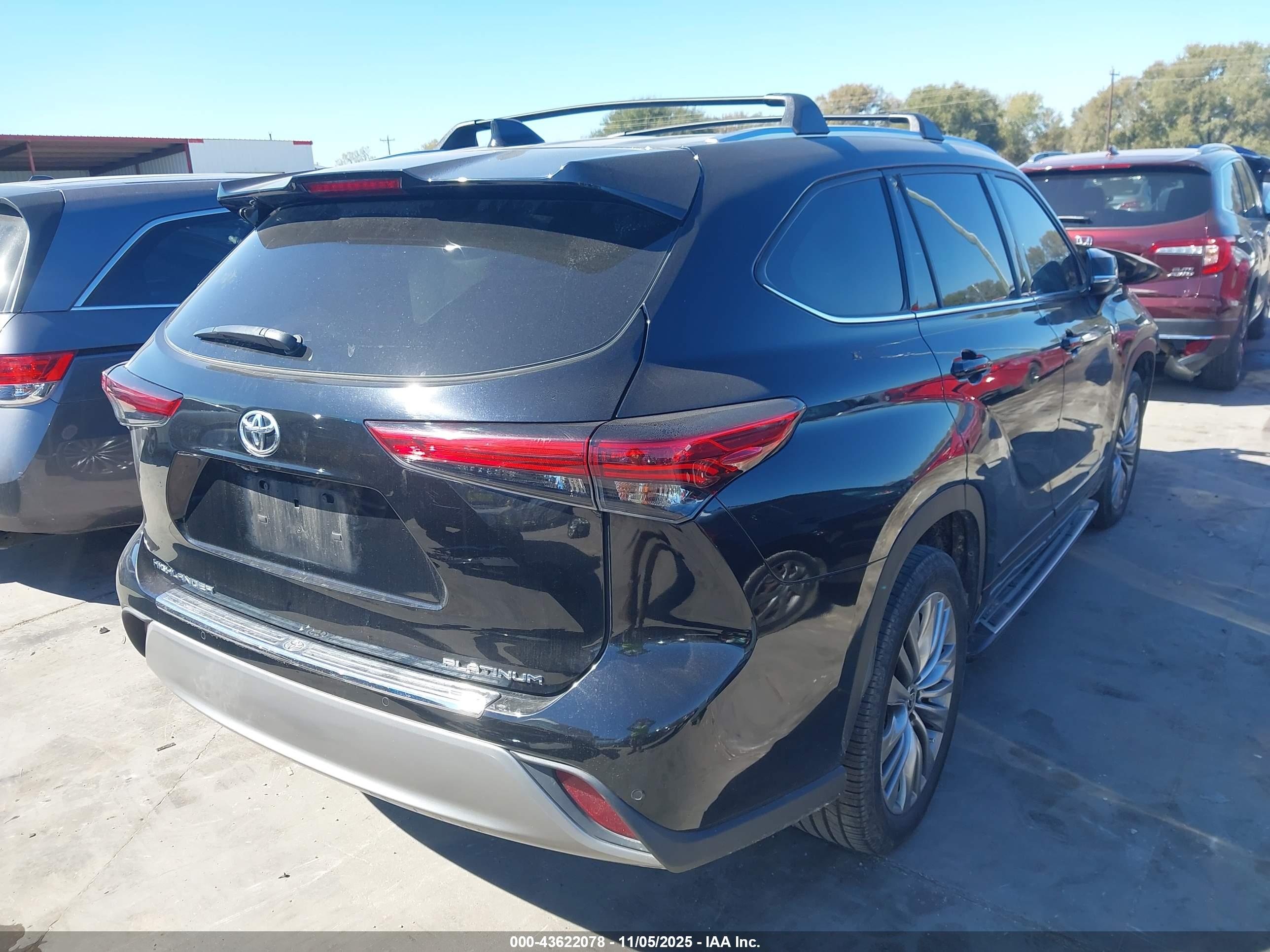 TOYOTA HIGHLANDER image 4