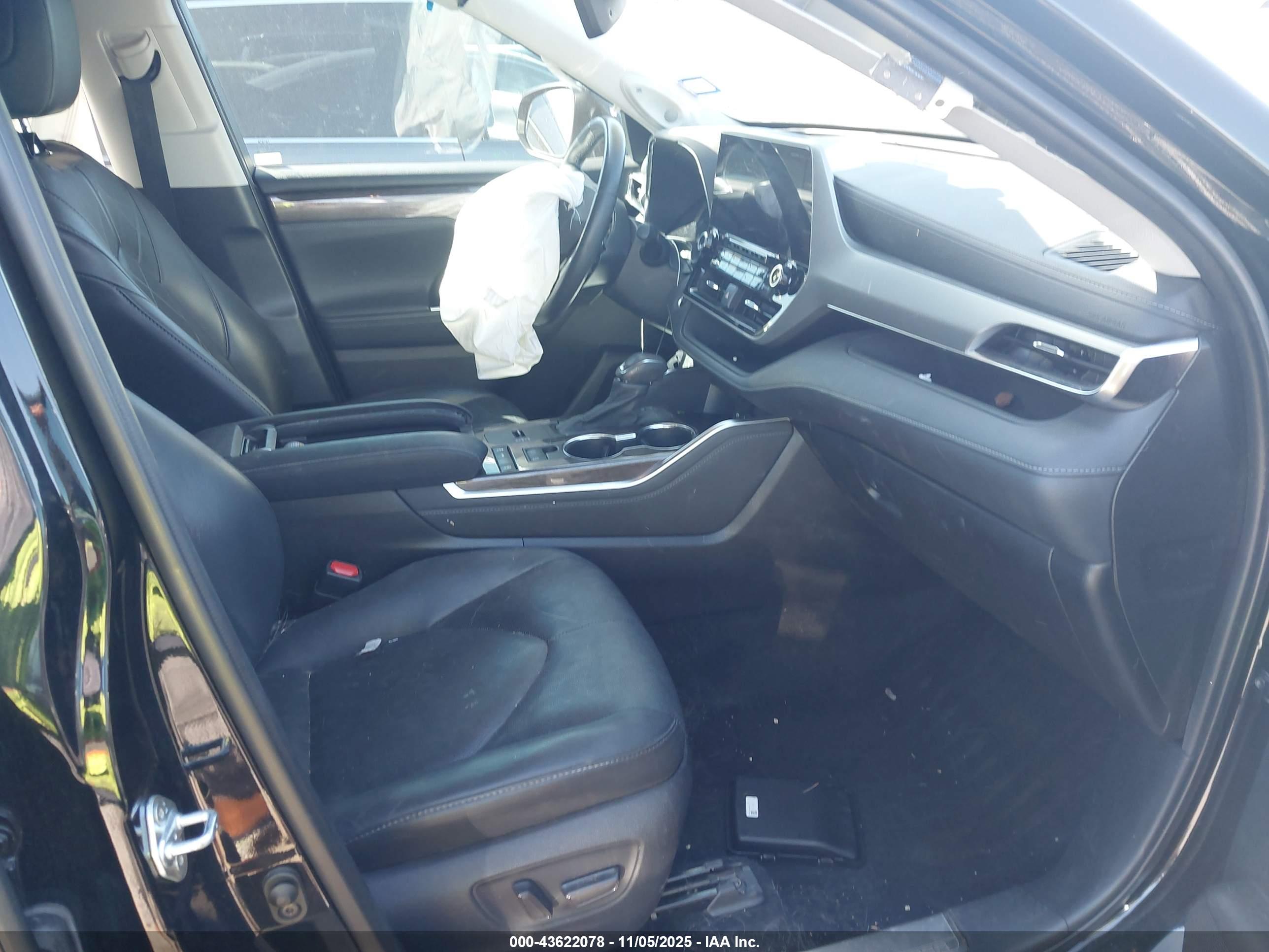 TOYOTA HIGHLANDER image 5
