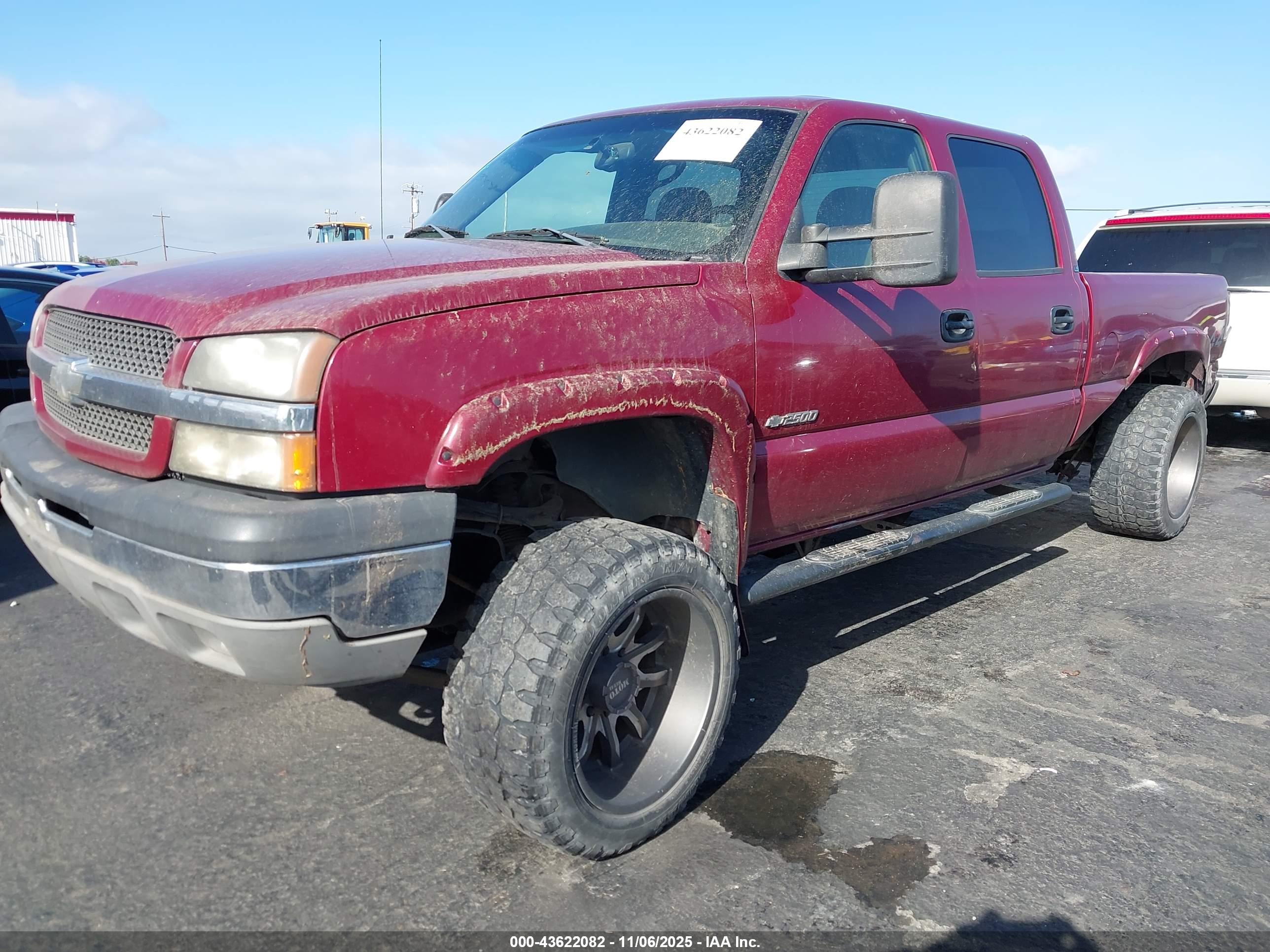 CHEVROLET SILVERADO image 2