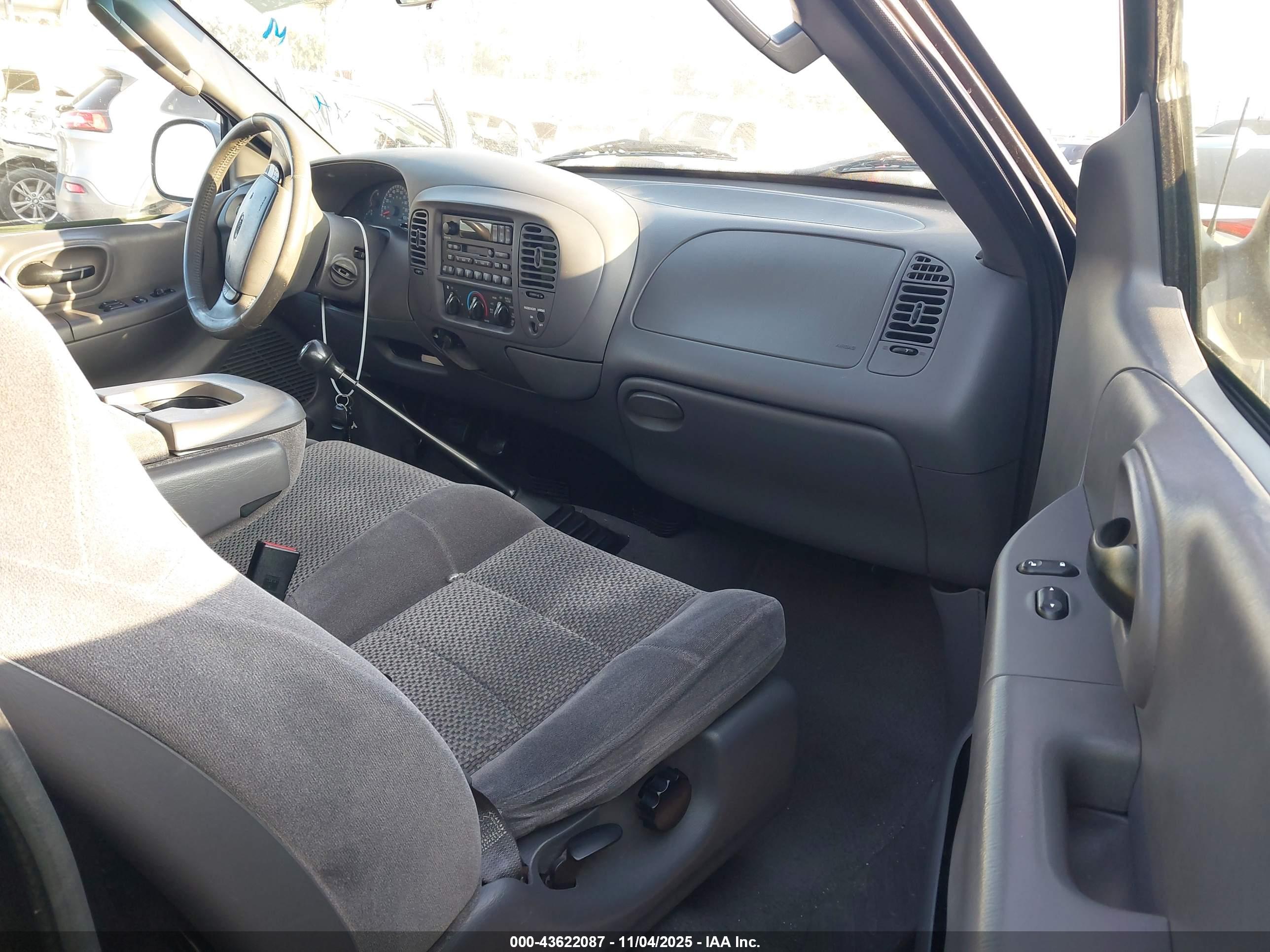 FORD F-150 image 5
