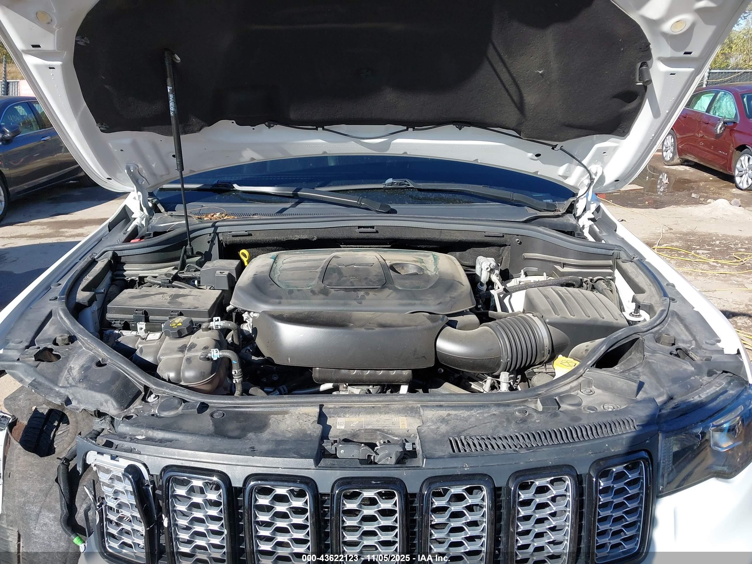JEEP GRAND image 10