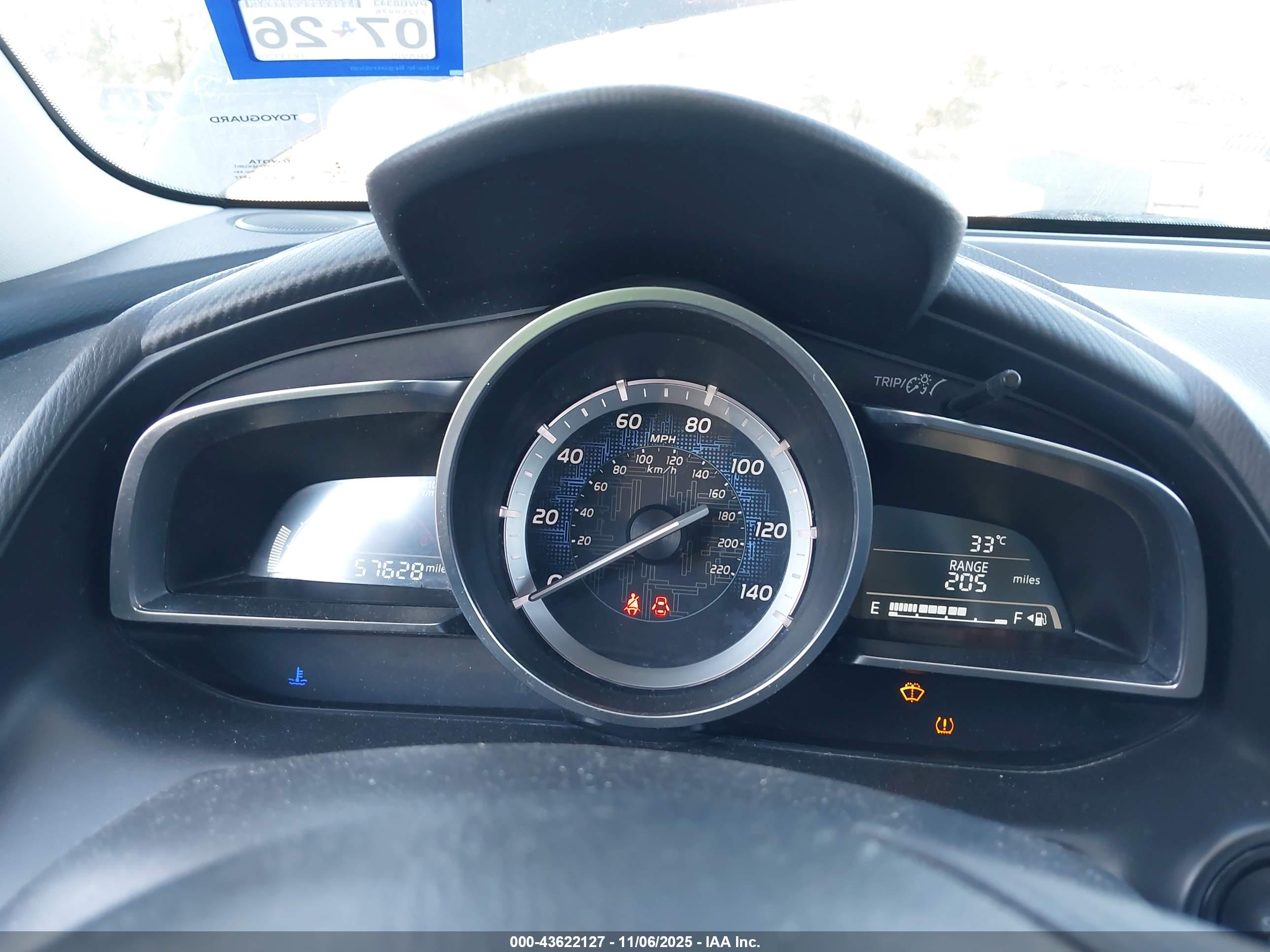 TOYOTA YARIS image 7