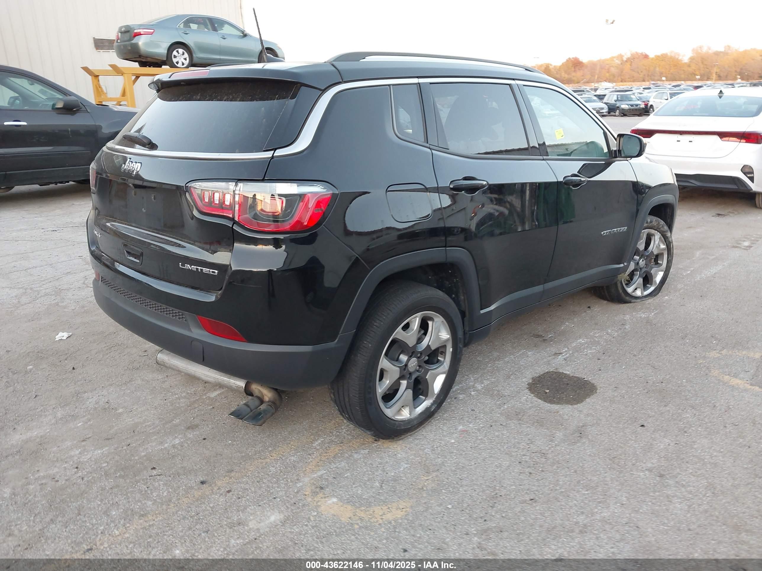 JEEP COMPASS image 4