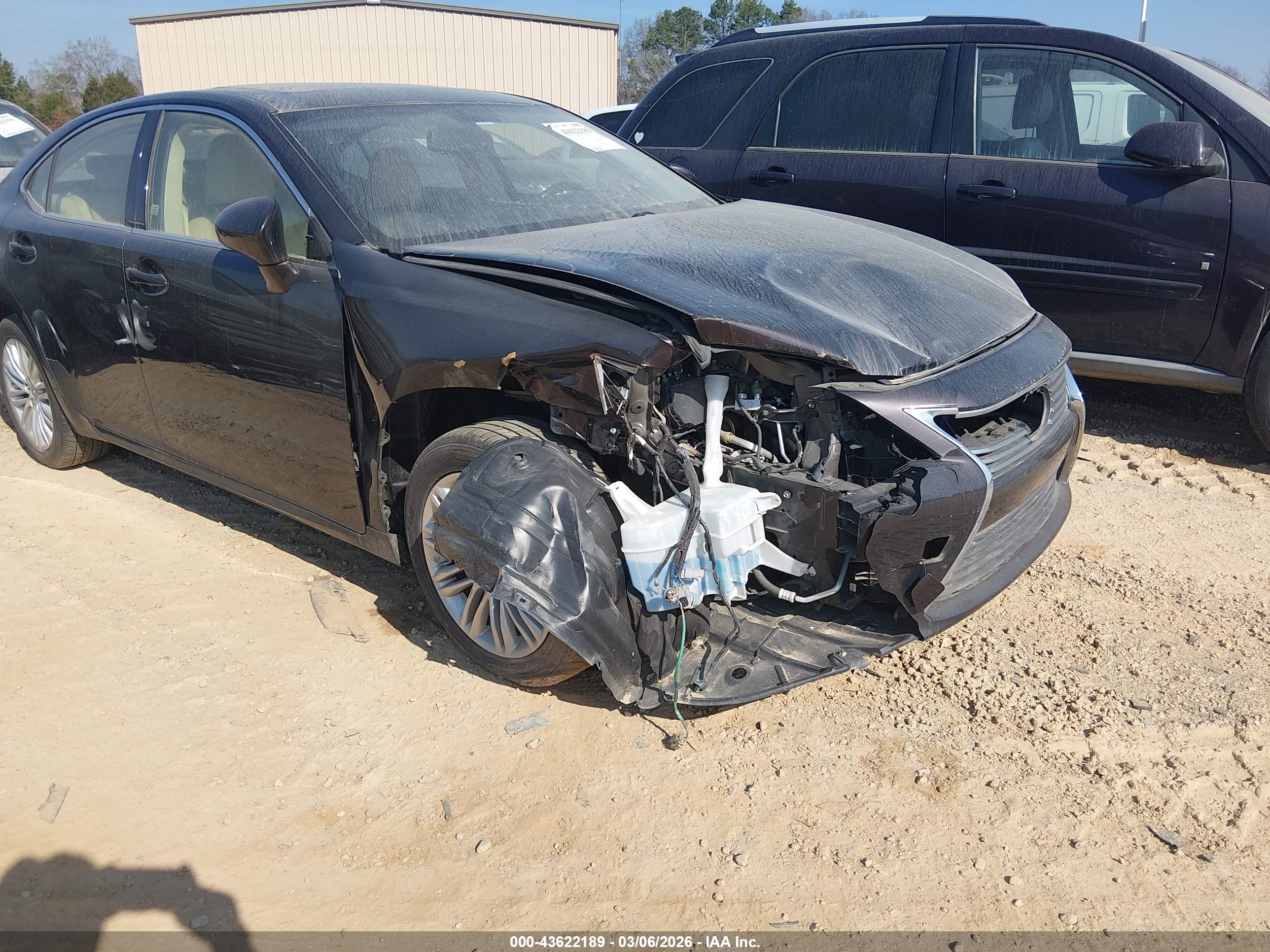 LEXUS ES image 6