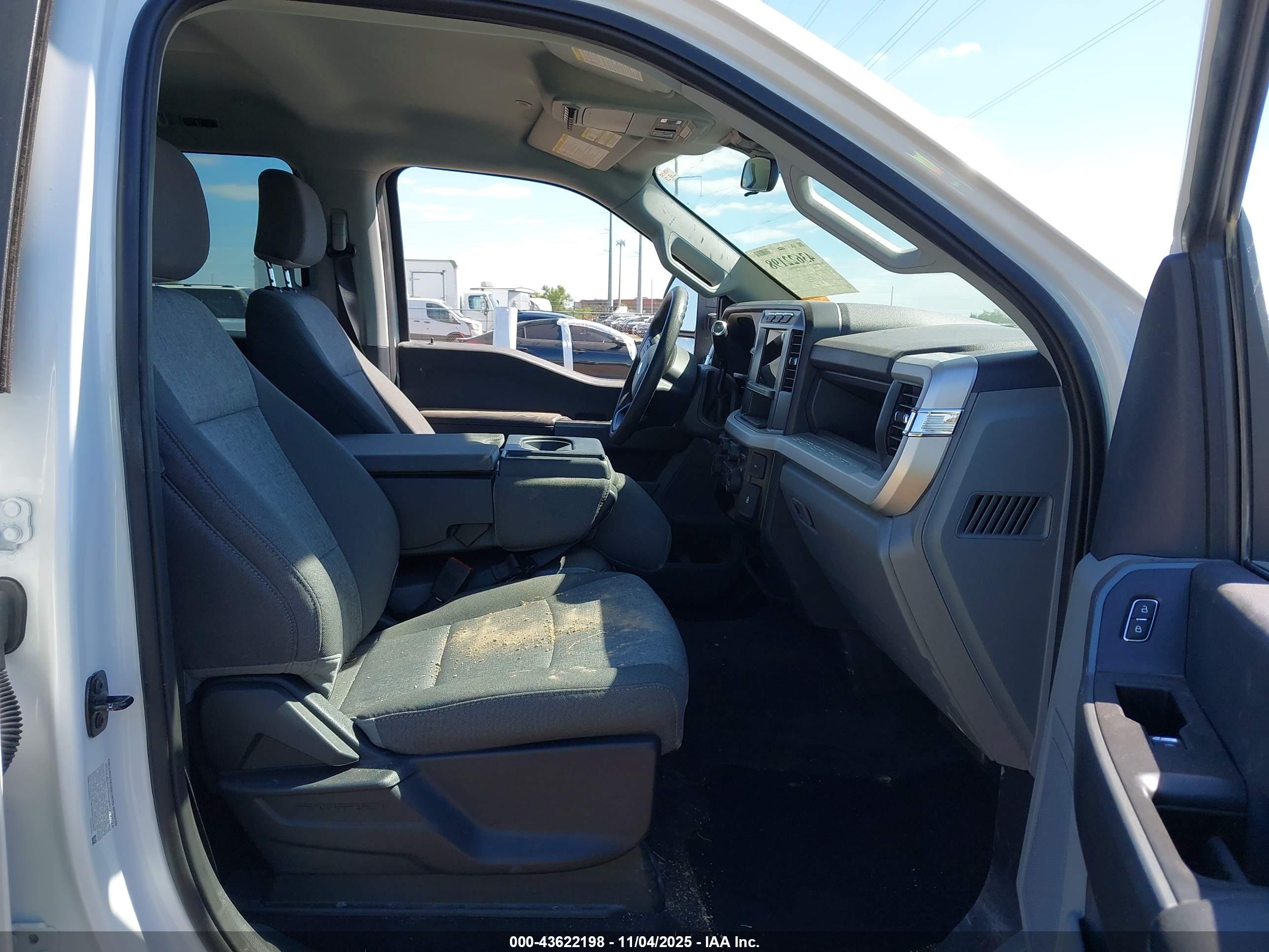 FORD F-250 image 5