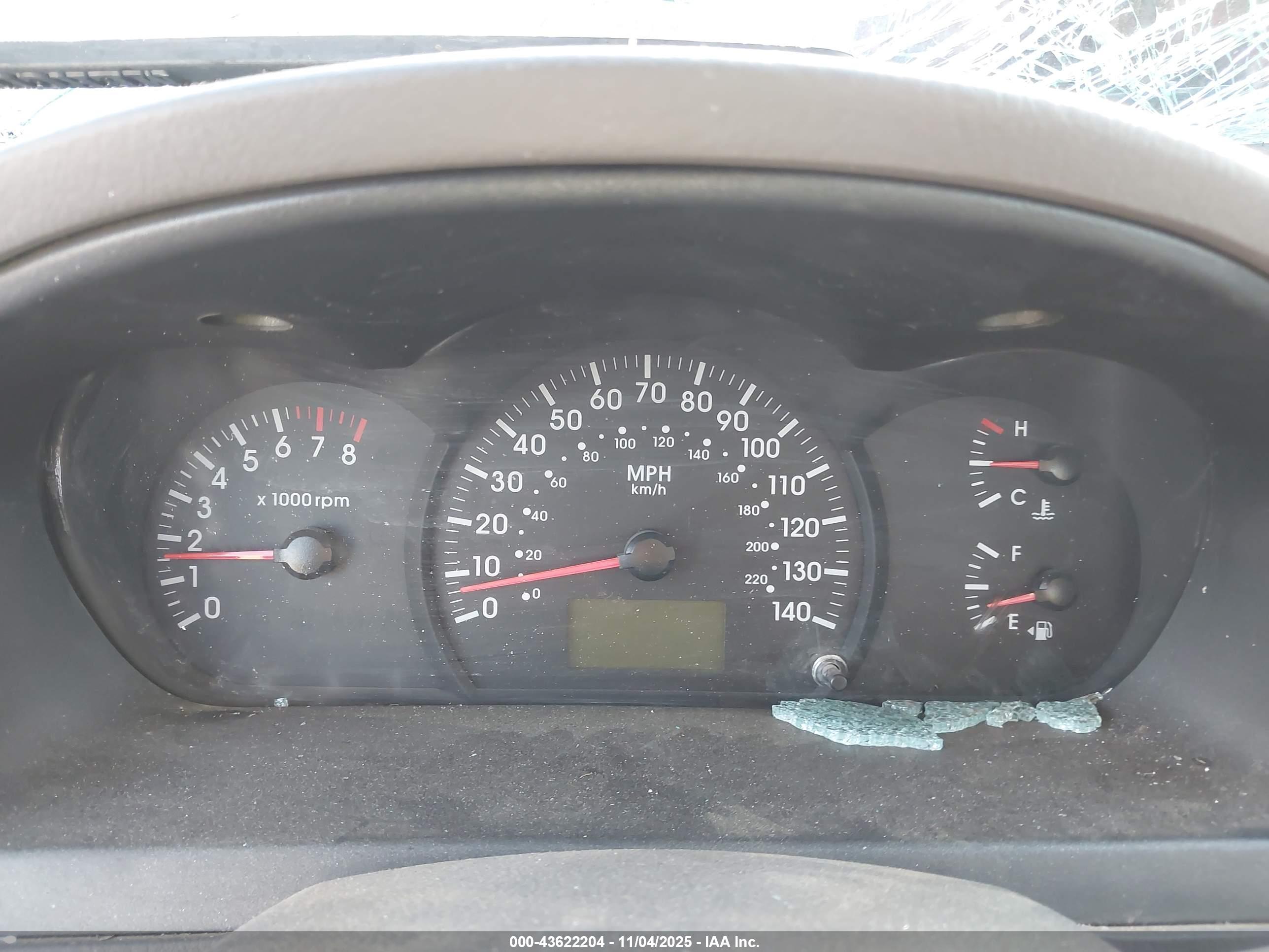 KIA SPECTRA image 7