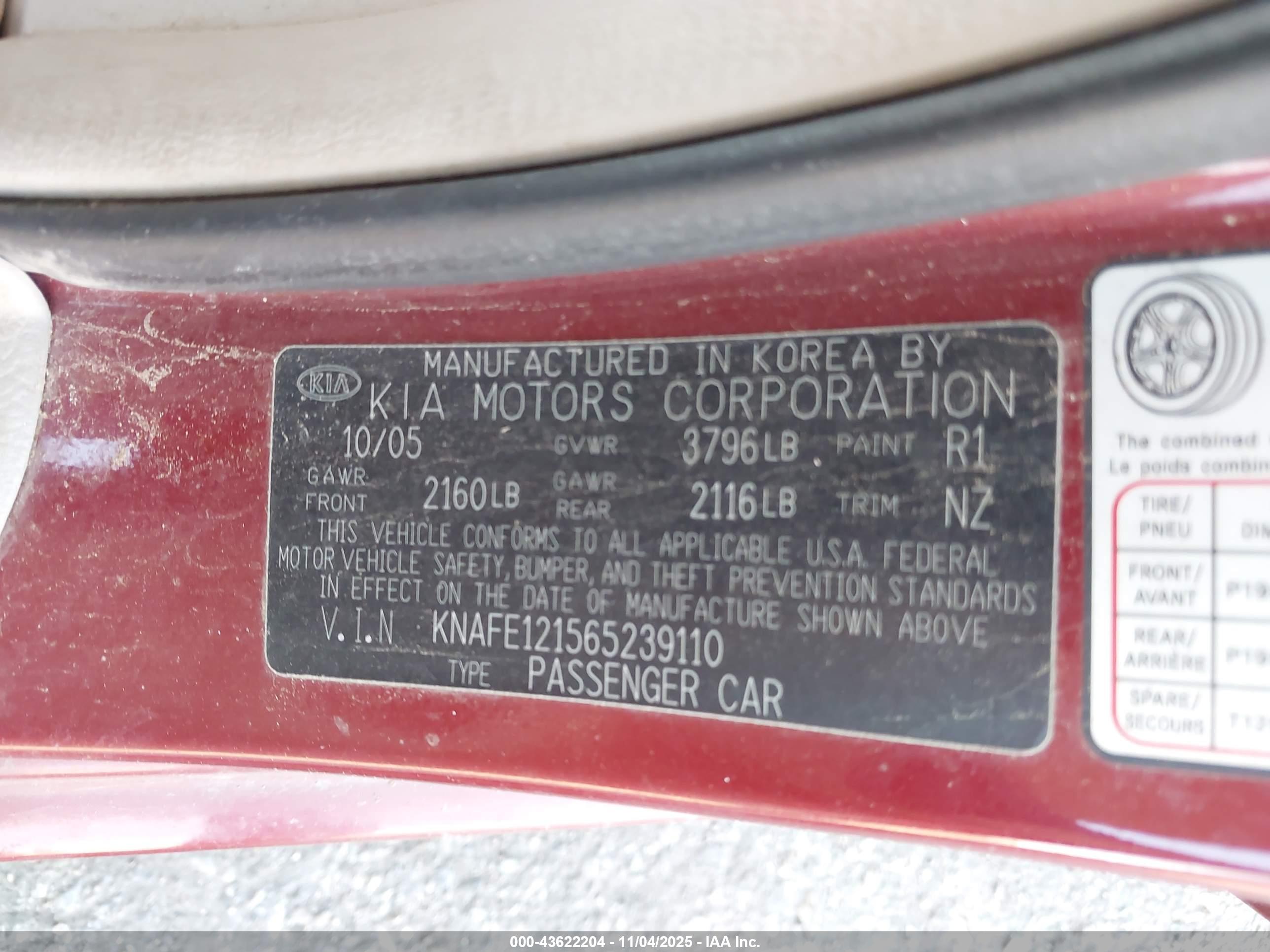 KIA SPECTRA image 9