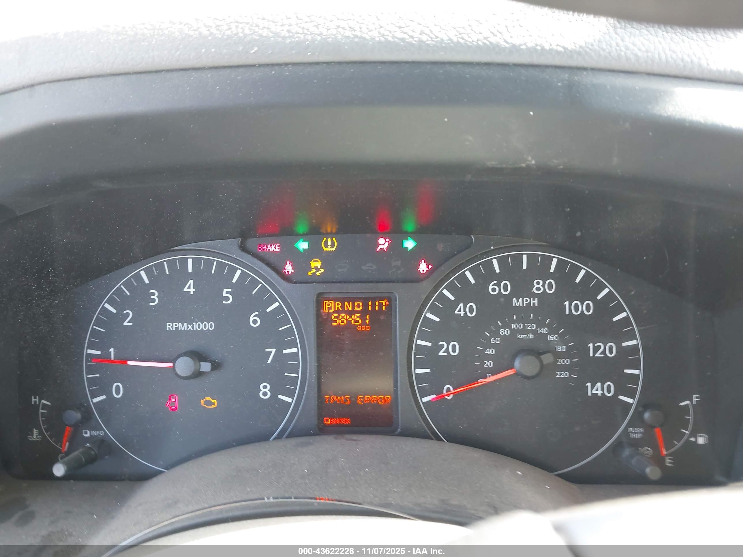 NISSAN NV image 7