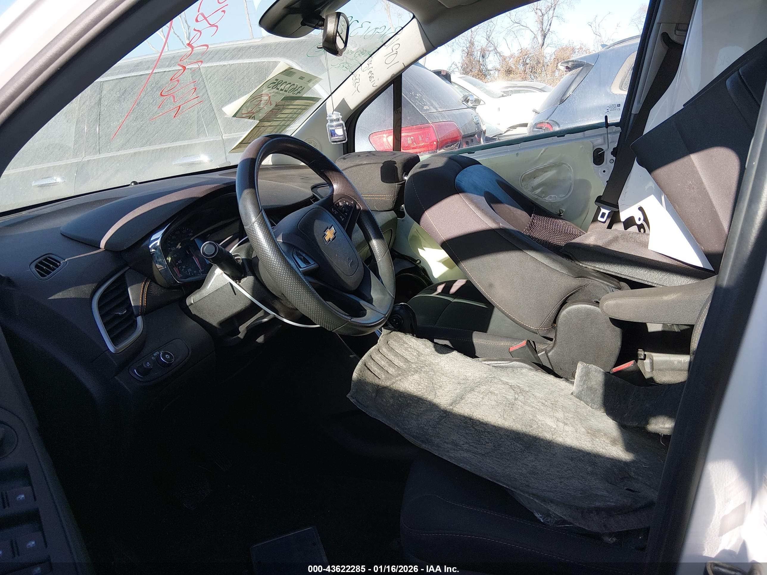 CHEVROLET TRAX image 5