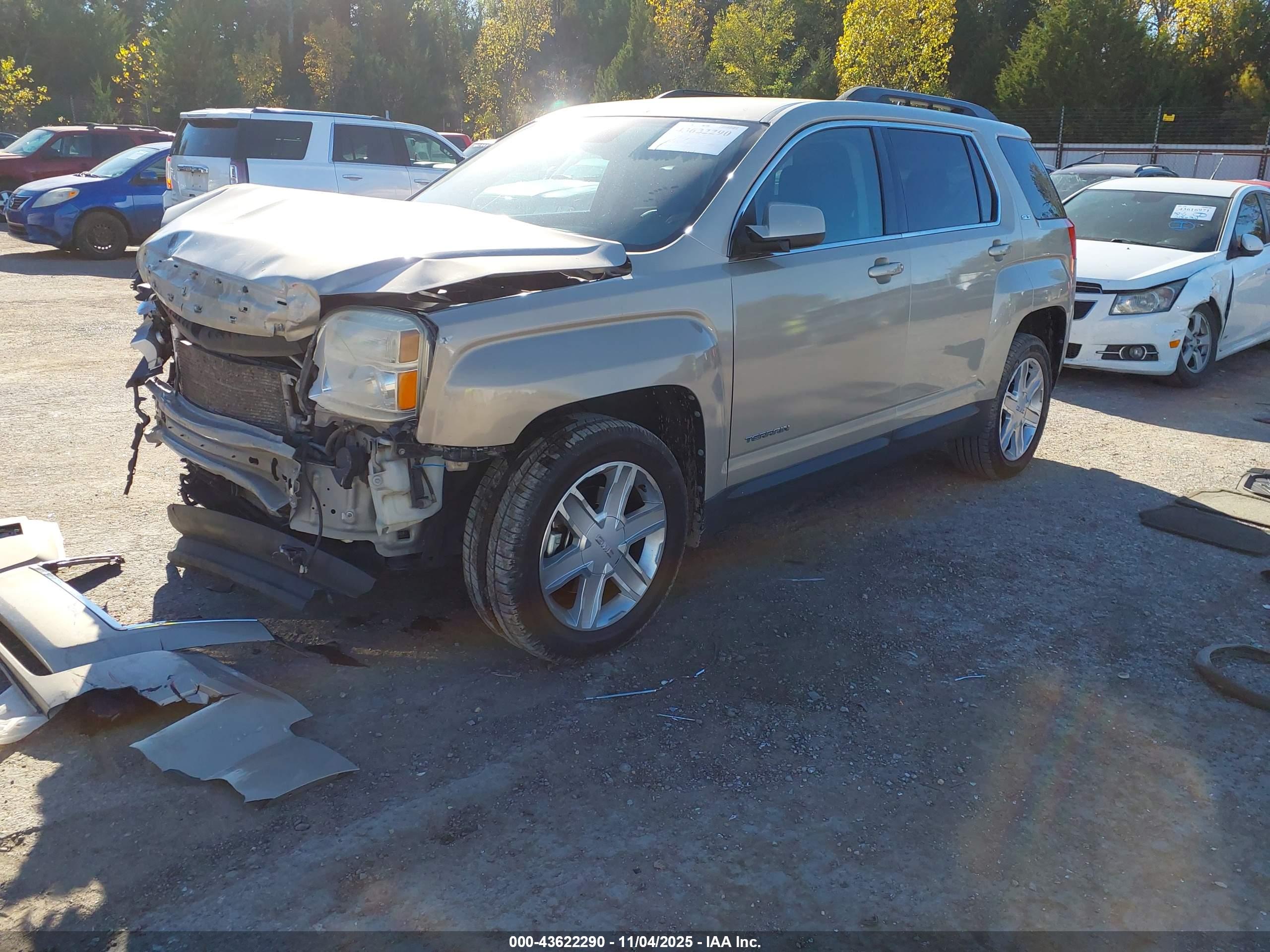GMC TERRAIN image 2