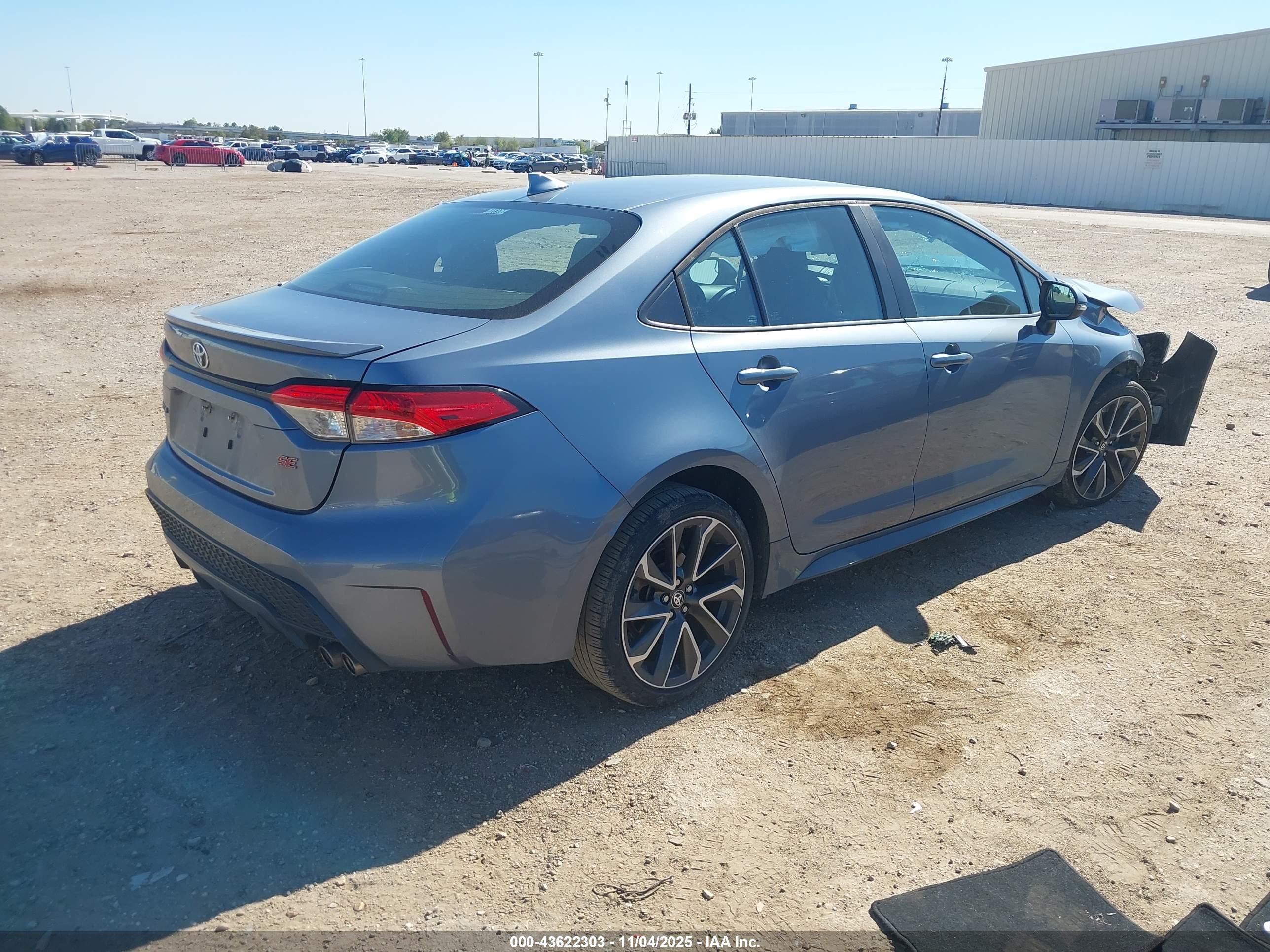 TOYOTA COROLLA image 4