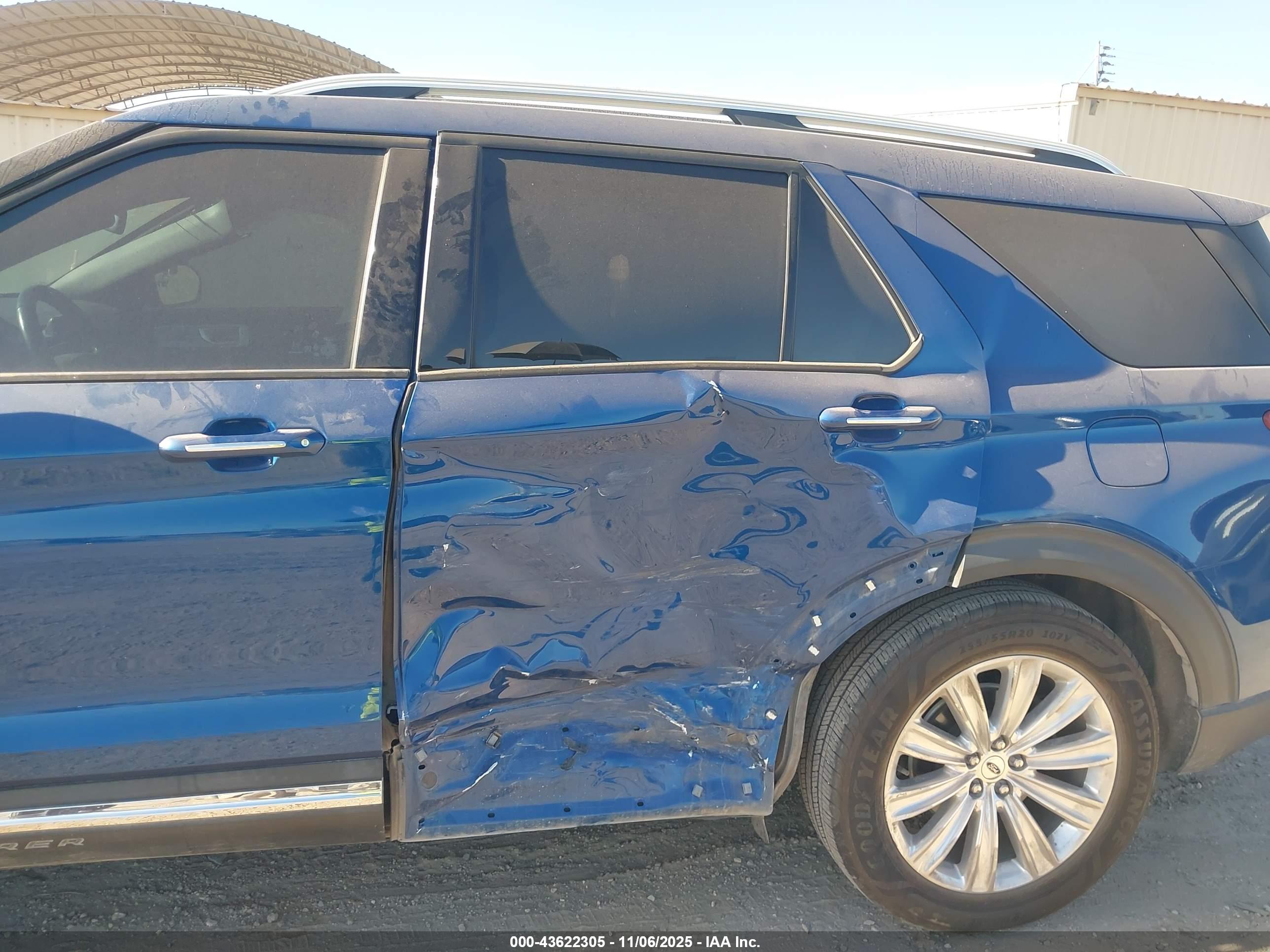 FORD EXPLORER image 6