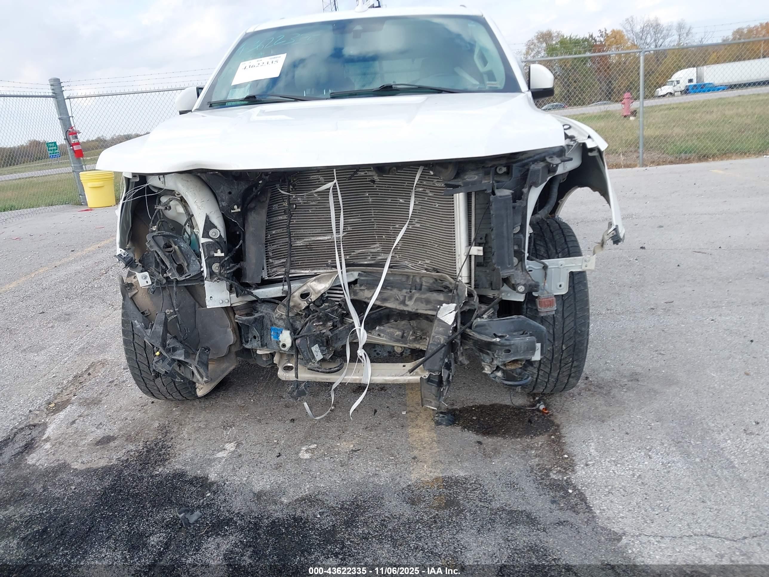 FORD EXPEDITION image 6